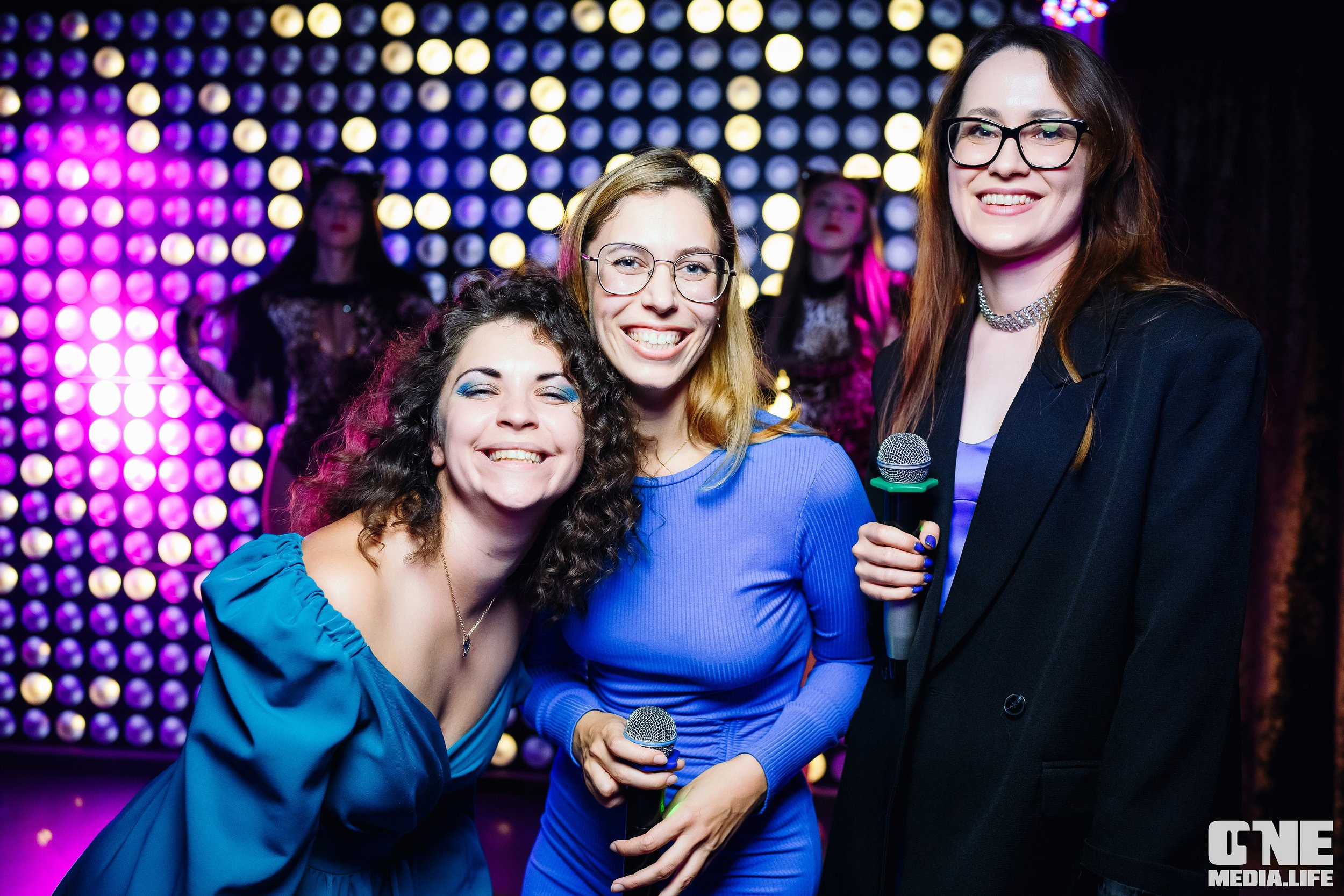 Фоторепортаж из караоке-клуба Эйфория. One Media Life: фоторепортажи, фотоотчеты с мероприятий и заведений