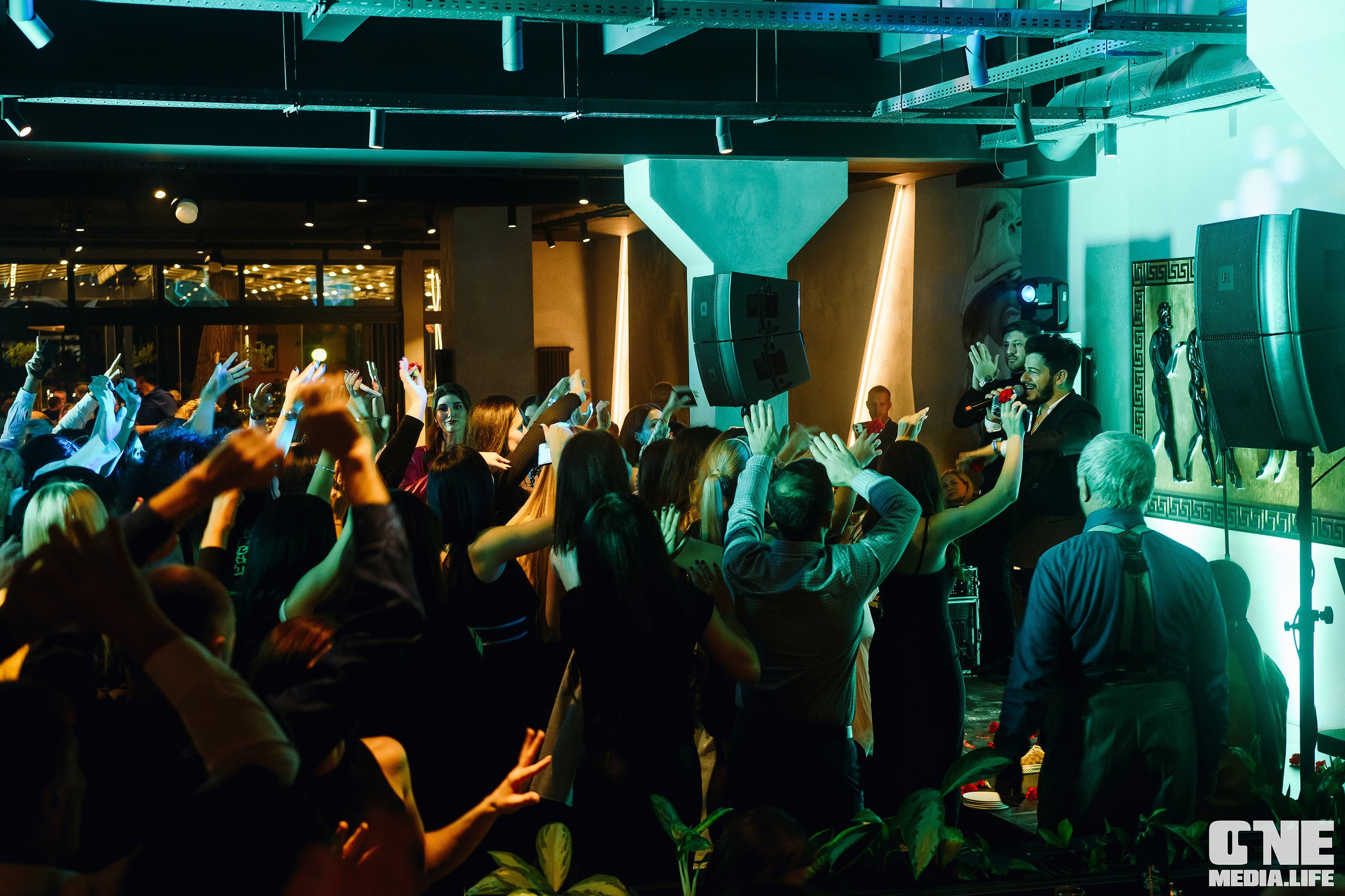 Большая греческая вечеринка в El Greco. One Media Life: фоторепортажи, фотоотчеты с мероприятий и заведений