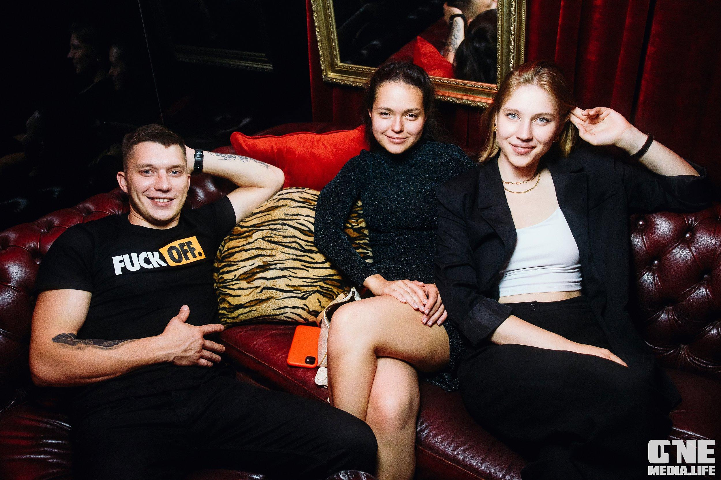 Фоторепортаж из Планеты. One Media Life: фоторепортажи, фотоотчеты с мероприятий и заведений