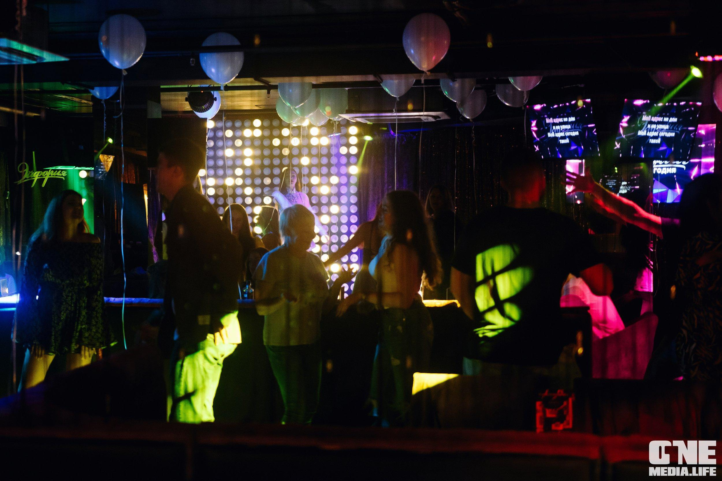 Фоторепортаж из караоке-клуба Эйфория. One Media Life: фоторепортажи, фотоотчеты с мероприятий и заведений