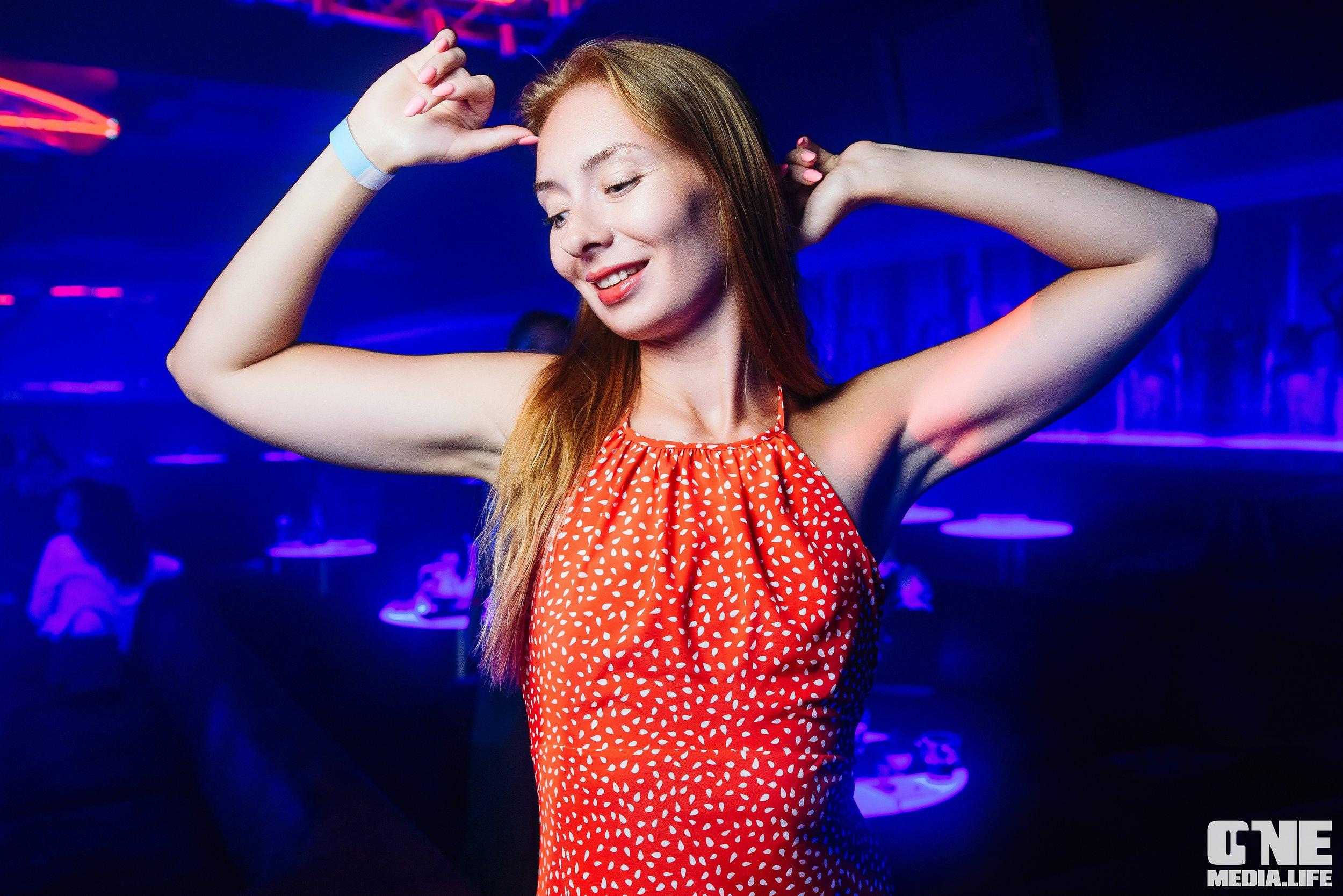 Фоторепортаж из Планеты. One Media Life: фоторепортажи, фотоотчеты с мероприятий и заведений