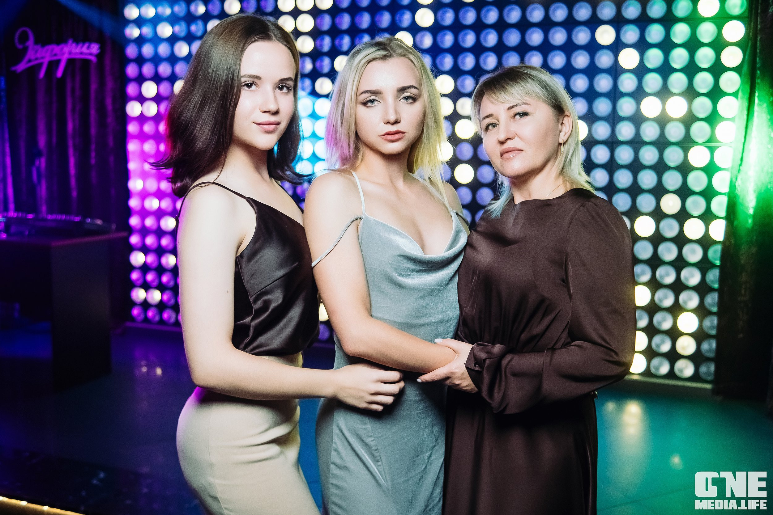 Фоторепортаж из караоке-клуба Эйфория. One Media Life: фоторепортажи, фотоотчеты с мероприятий и заведений