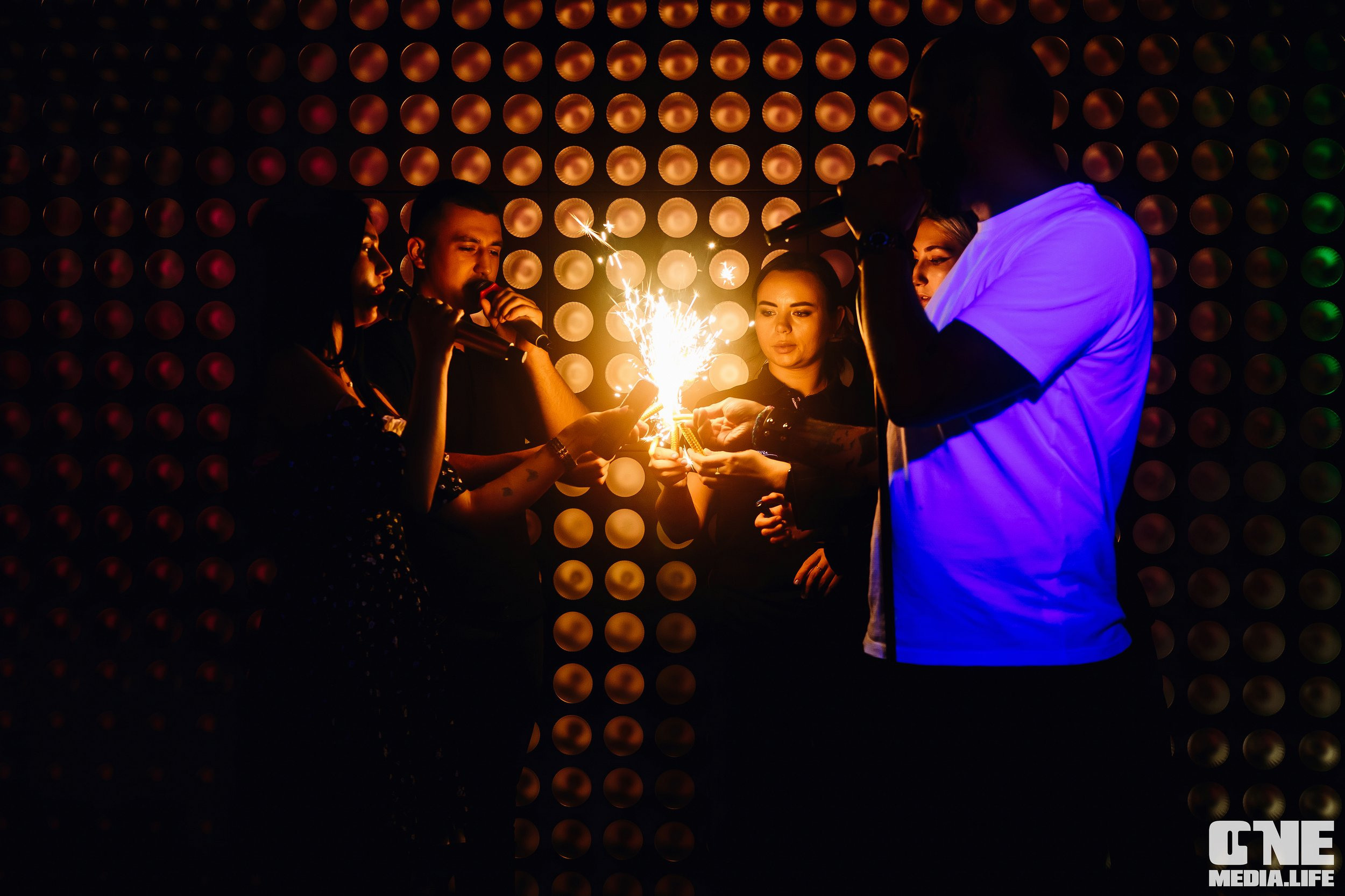 Фоторепортаж из караоке-клуба Эйфория. One Media Life: фоторепортажи, фотоотчеты с мероприятий и заведений