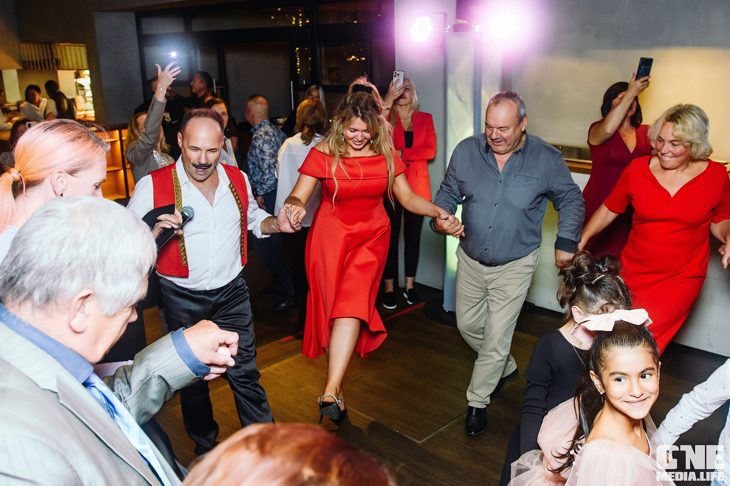 Большая греческая вечеринка в El Greco. One Media Life: фоторепортажи, фотоотчеты с мероприятий и заведений