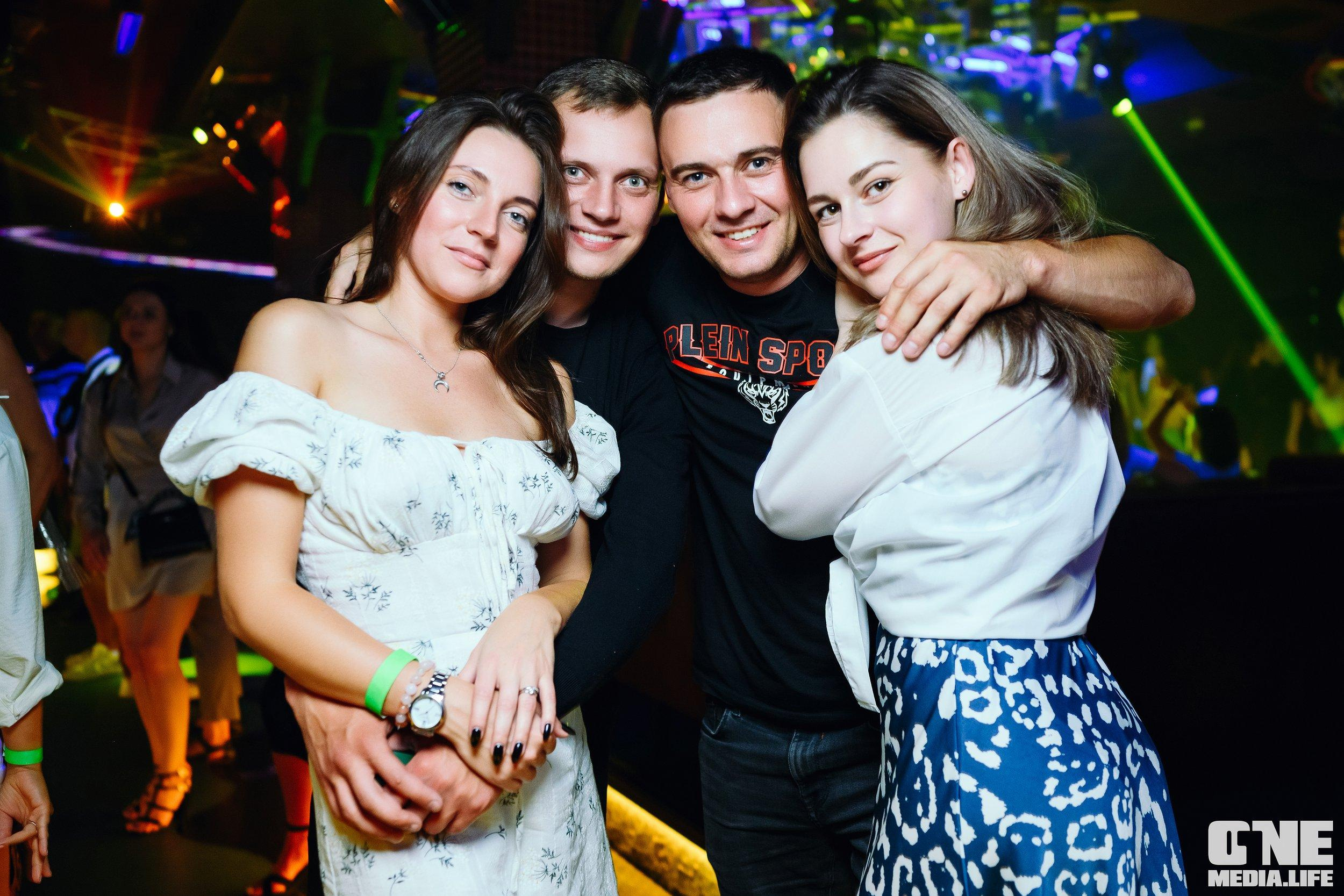 Фоторепортаж из Планеты. One Media Life: фоторепортажи, фотоотчеты с мероприятий и заведений