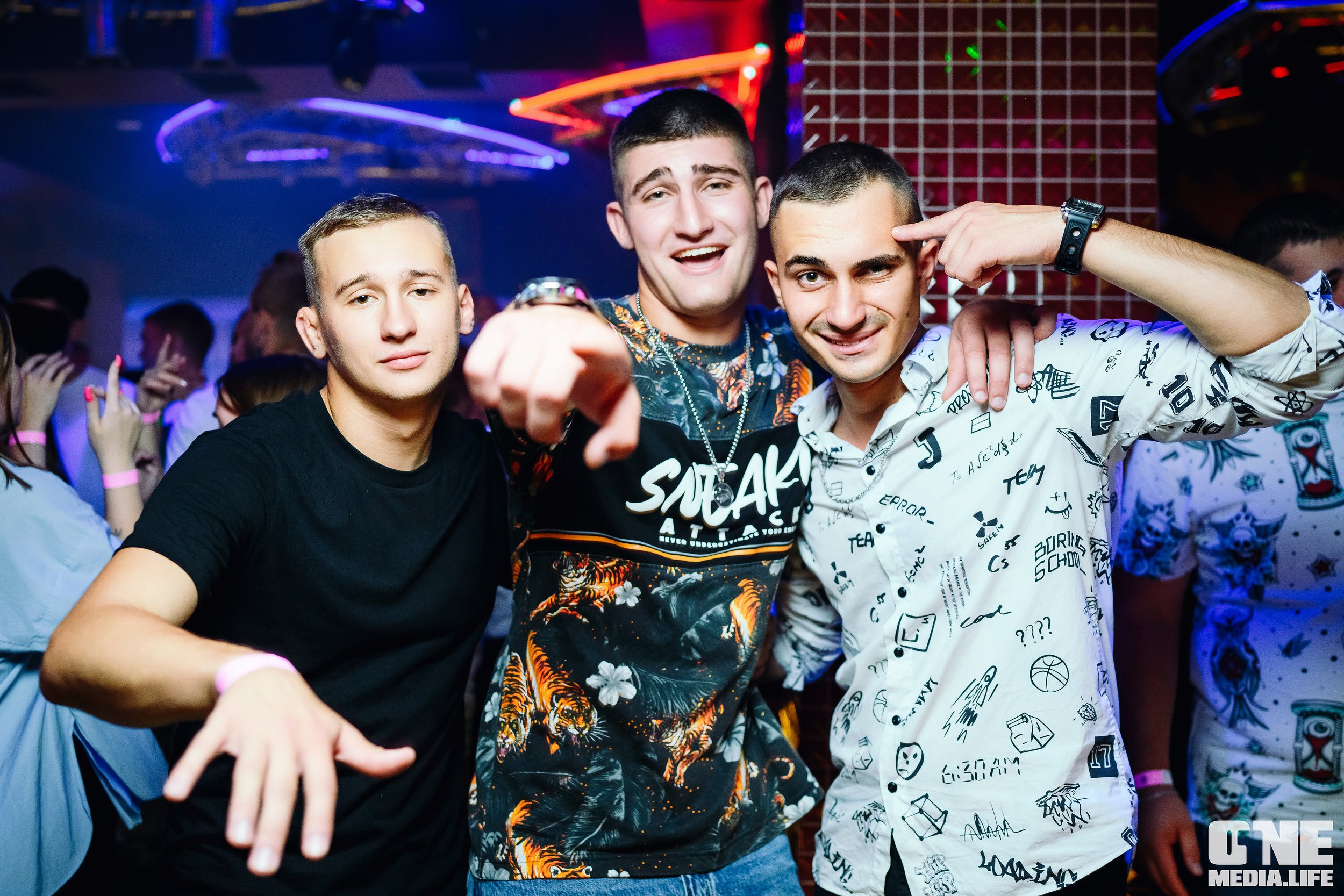 Фоторепортаж из Планеты. One Media Life: фоторепортажи, фотоотчеты с мероприятий и заведений