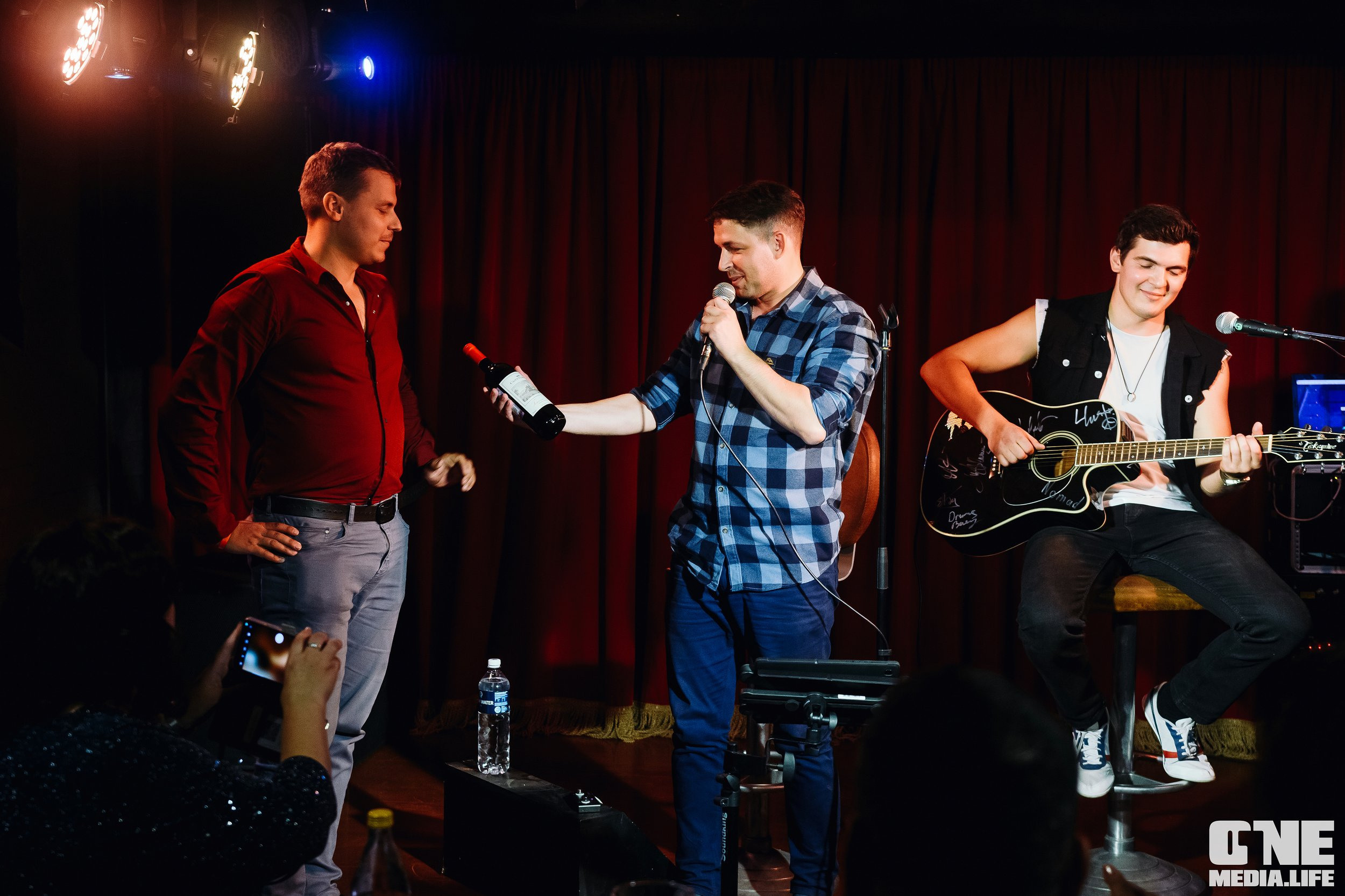 Фоторепортаж с концерта в Dreadnought Bar. One Media Life: фоторепортажи, фотоотчеты с мероприятий и заведений