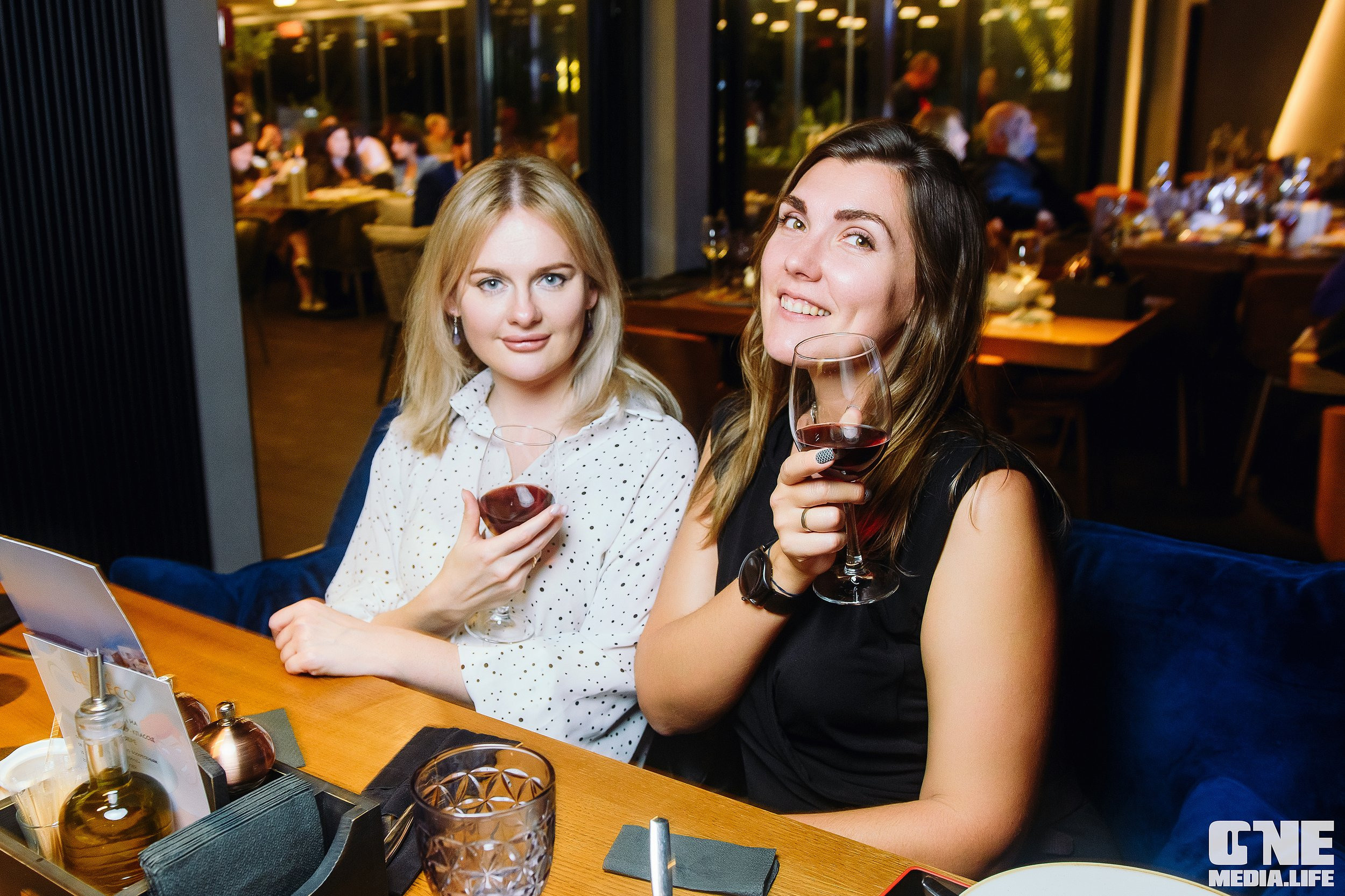 Большая греческая вечеринка в El Greco. One Media Life: фоторепортажи, фотоотчеты с мероприятий и заведений