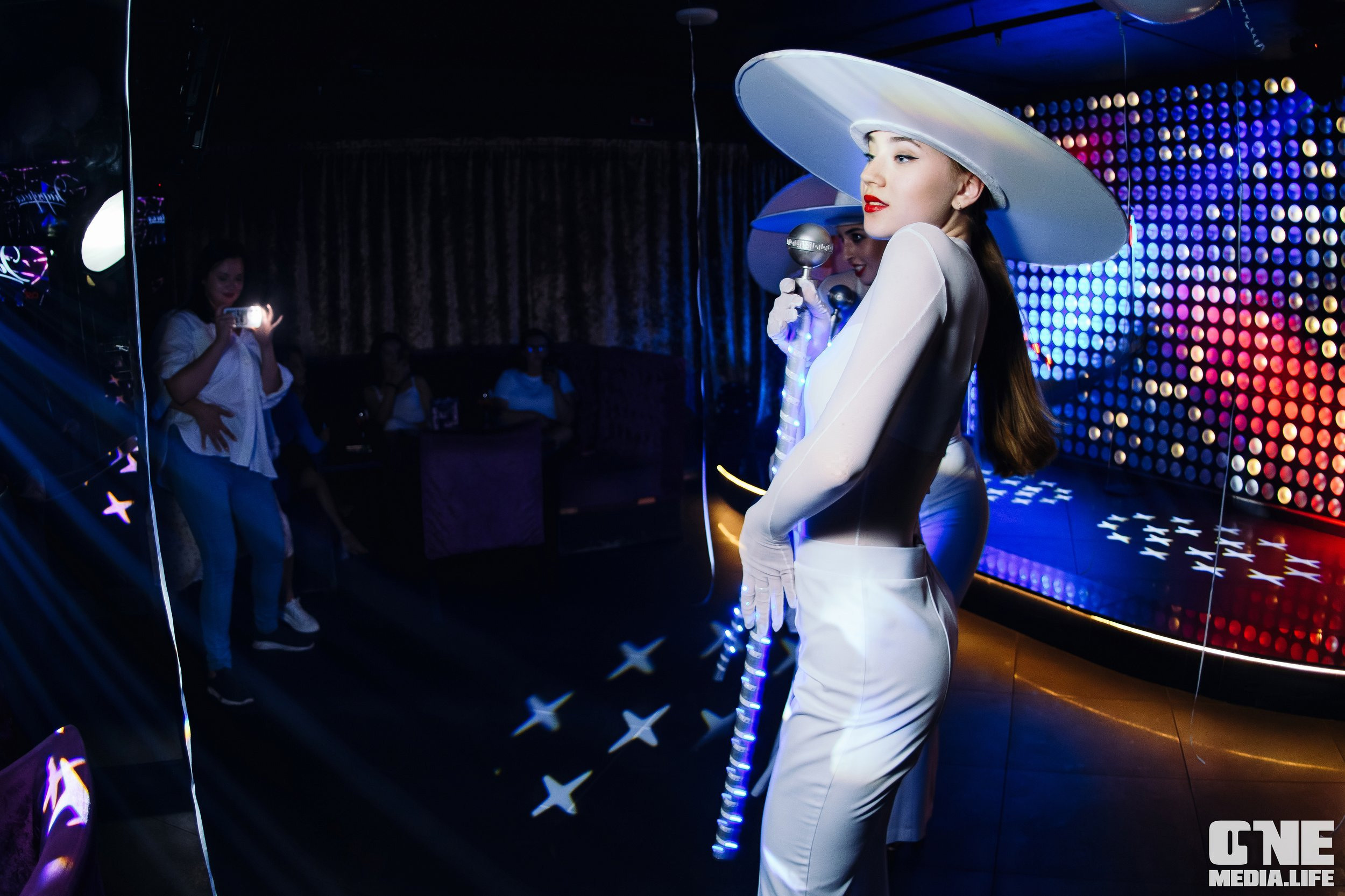 Фоторепортаж из караоке-клуба Эйфория. One Media Life: фоторепортажи, фотоотчеты с мероприятий и заведений