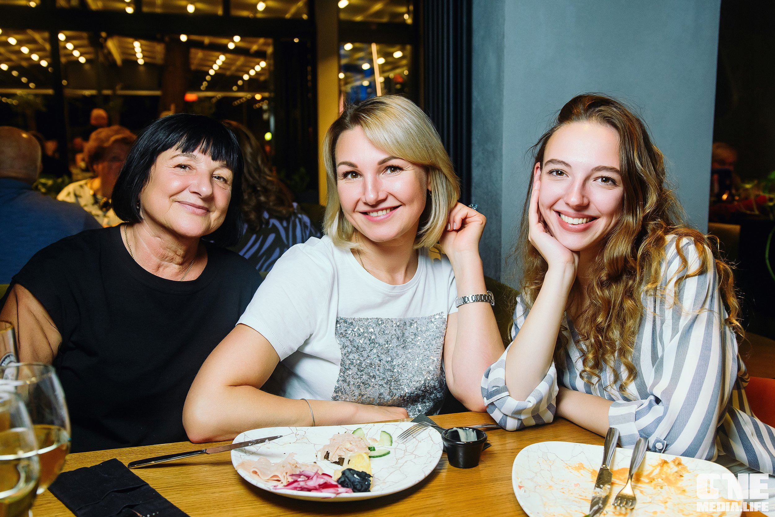 Большая греческая вечеринка в El Greco. One Media Life: фоторепортажи, фотоотчеты с мероприятий и заведений