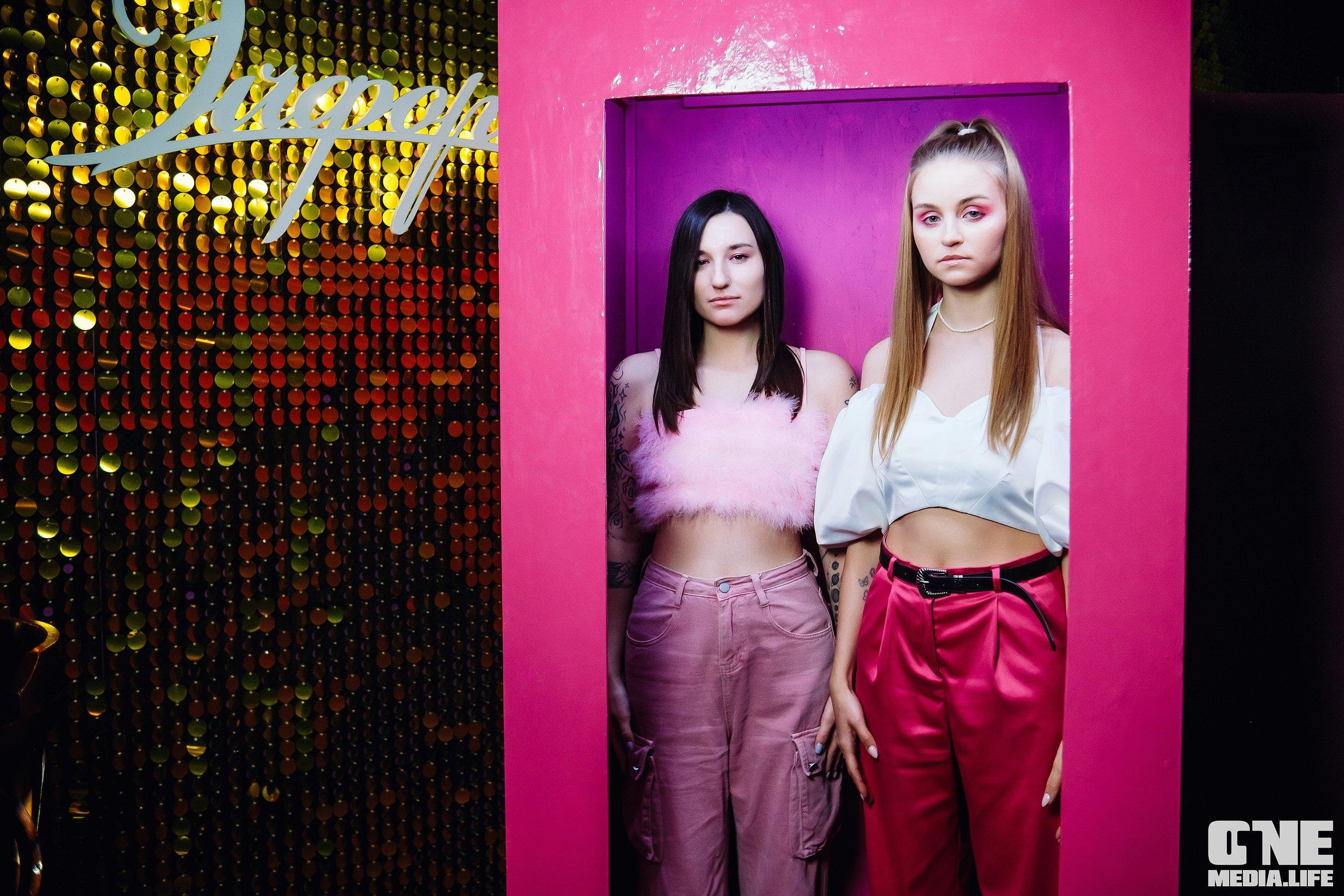 Фоторепортаж из караоке-клуба Эйфория. One Media Life: фоторепортажи, фотоотчеты с мероприятий и заведений