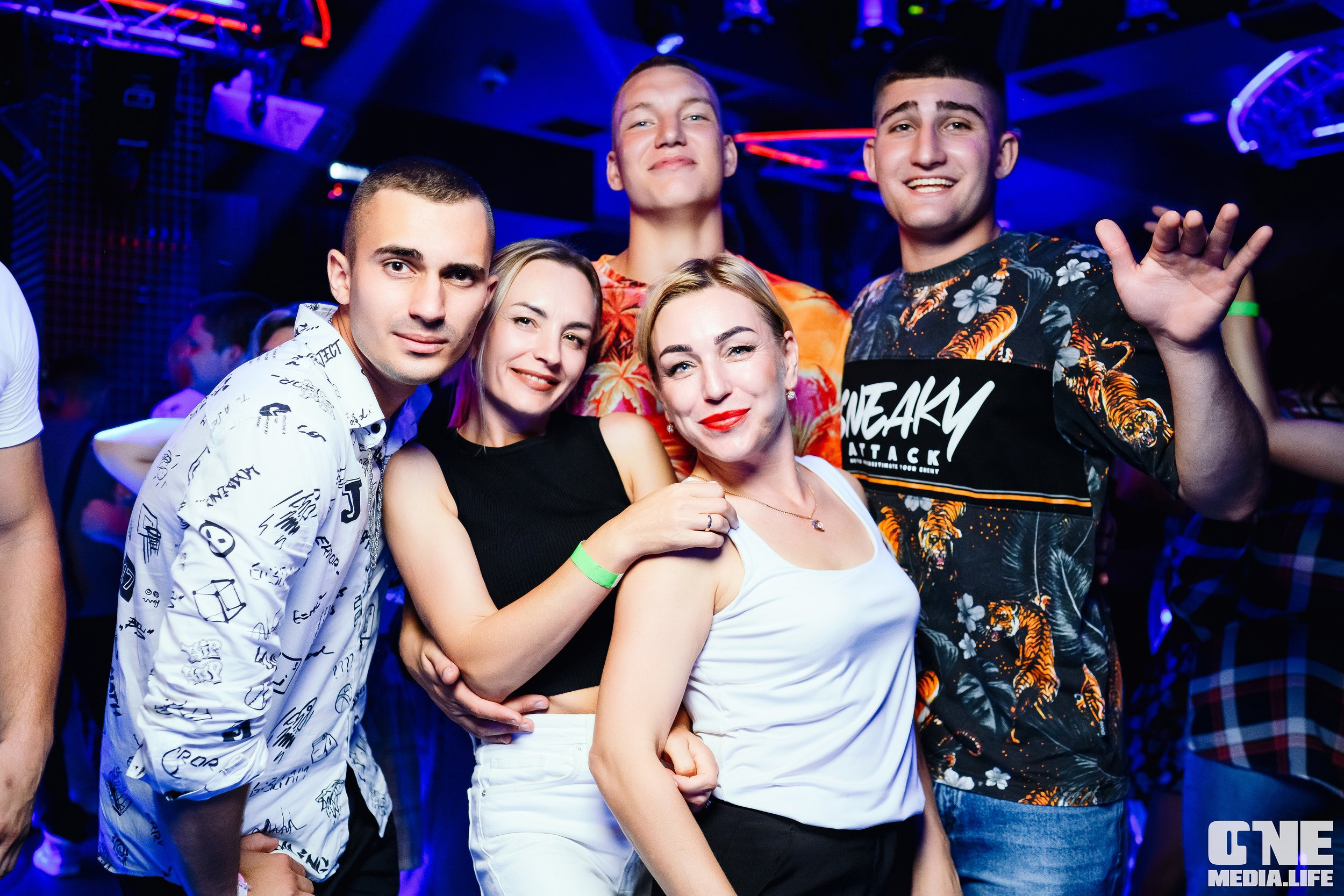 Фоторепортаж из Планеты. One Media Life: фоторепортажи, фотоотчеты с мероприятий и заведений