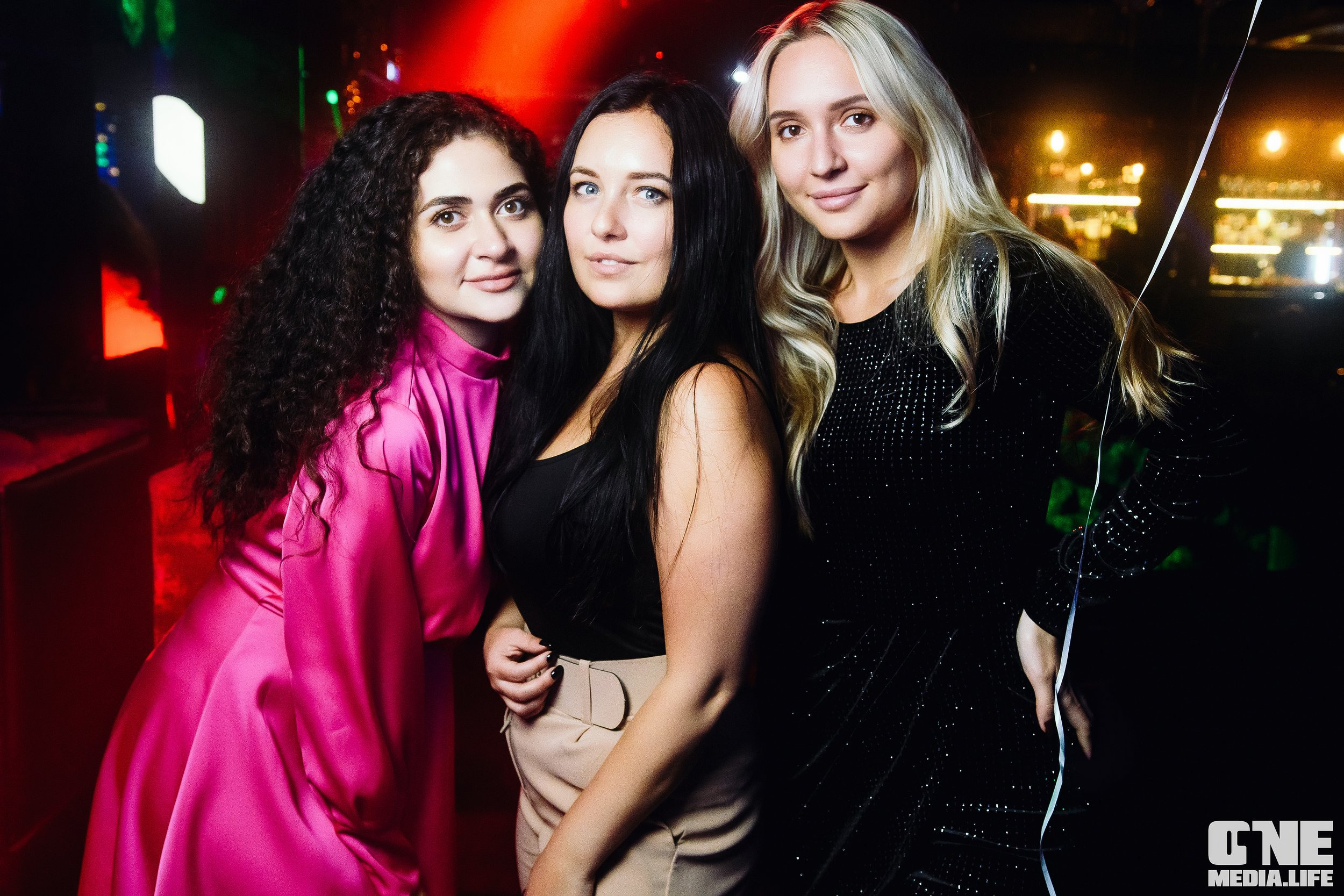 Фоторепортаж из караоке-клуба Эйфория. One Media Life: фоторепортажи, фотоотчеты с мероприятий и заведений