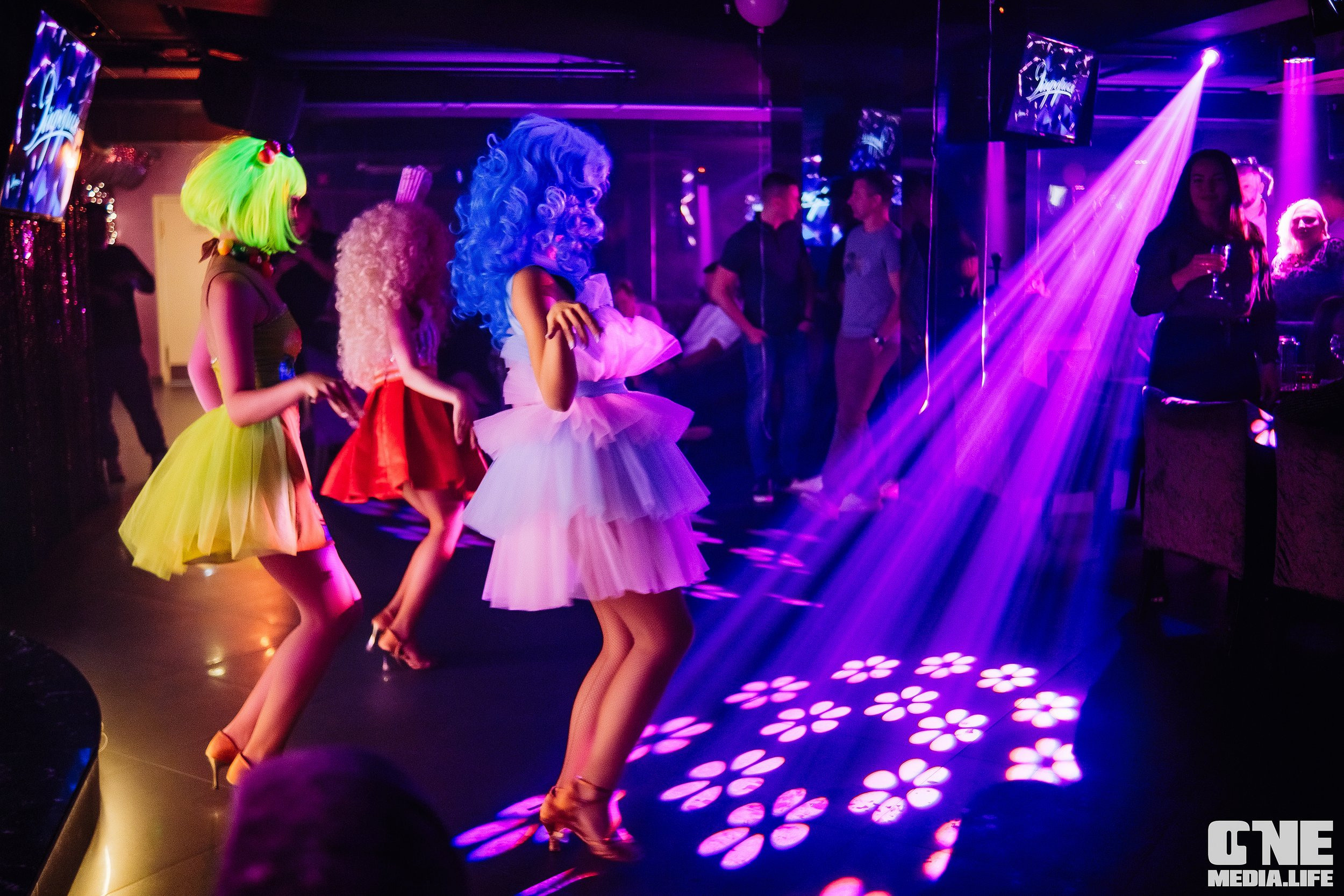 Фоторепортаж из караоке-клуба Эйфория. One Media Life: фоторепортажи, фотоотчеты с мероприятий и заведений
