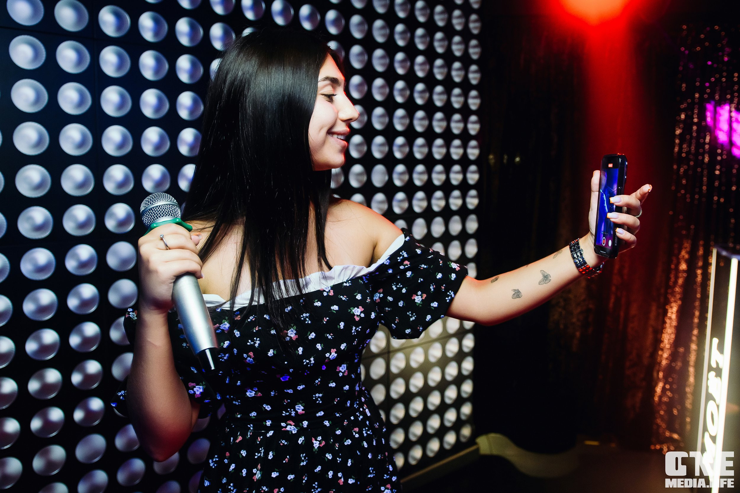 Фоторепортаж из караоке-клуба Эйфория. One Media Life: фоторепортажи, фотоотчеты с мероприятий и заведений