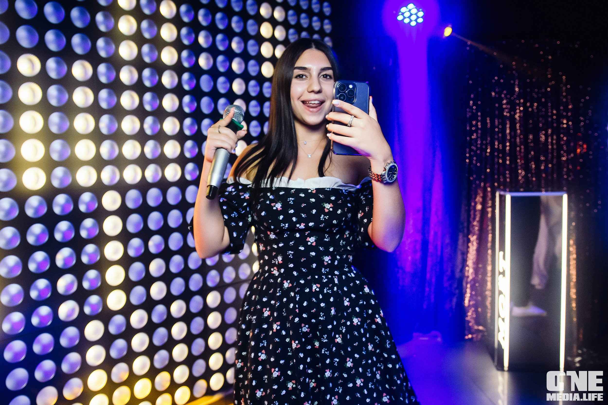 Фоторепортаж из караоке-клуба Эйфория. One Media Life: фоторепортажи, фотоотчеты с мероприятий и заведений