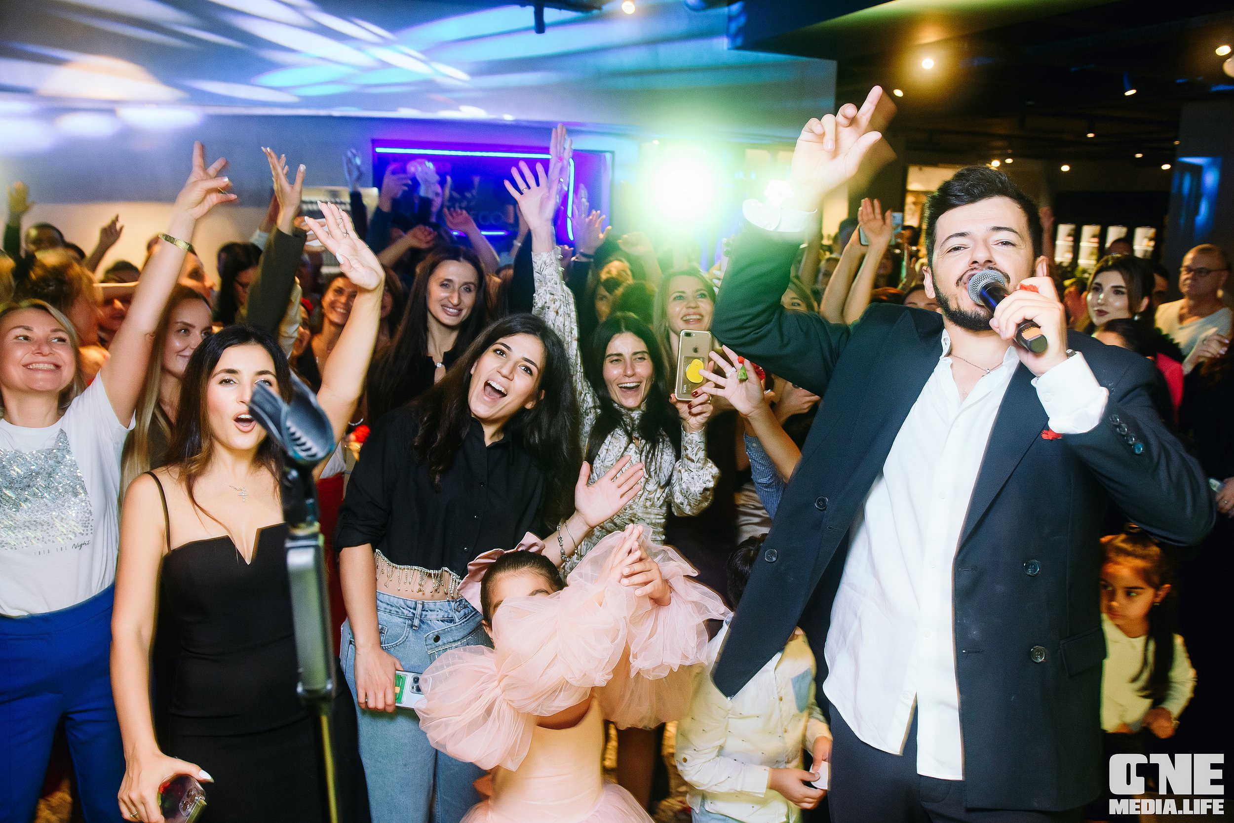 Большая греческая вечеринка в El Greco. One Media Life: фоторепортажи, фотоотчеты с мероприятий и заведений