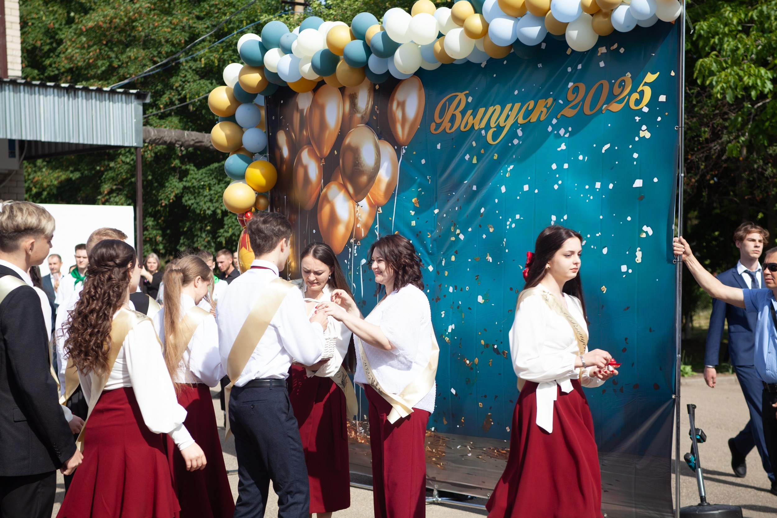 Последний звонок в Десяточке