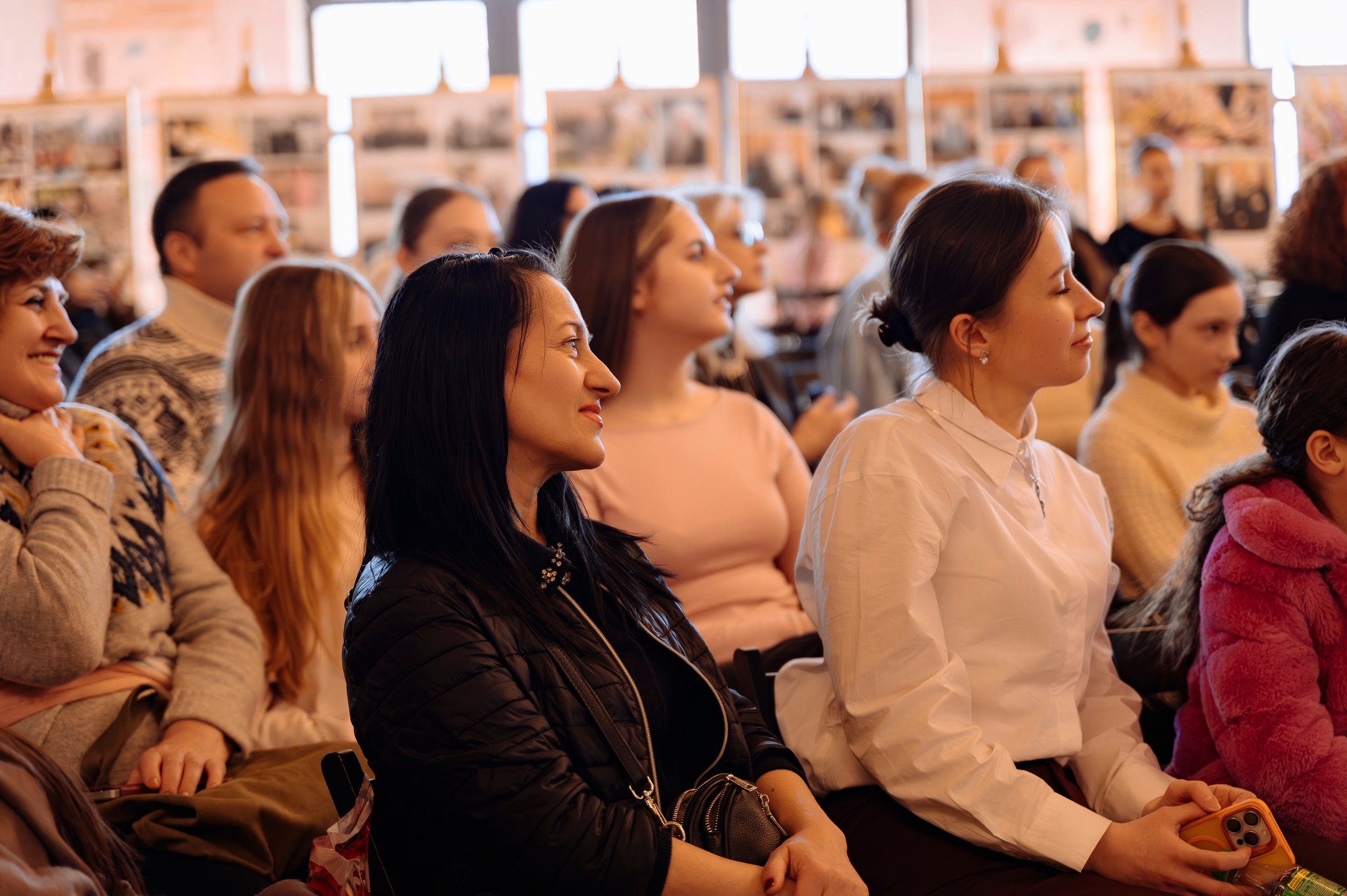 Репортажная съемка, съемка мероприятия, проект factor.by, финалист factor.by, Шамхал Хачатурян, Ибрагим Карасов, фактор бай, фотограф Ольга Шаповалова, съемка фанатов, минск, беларусь