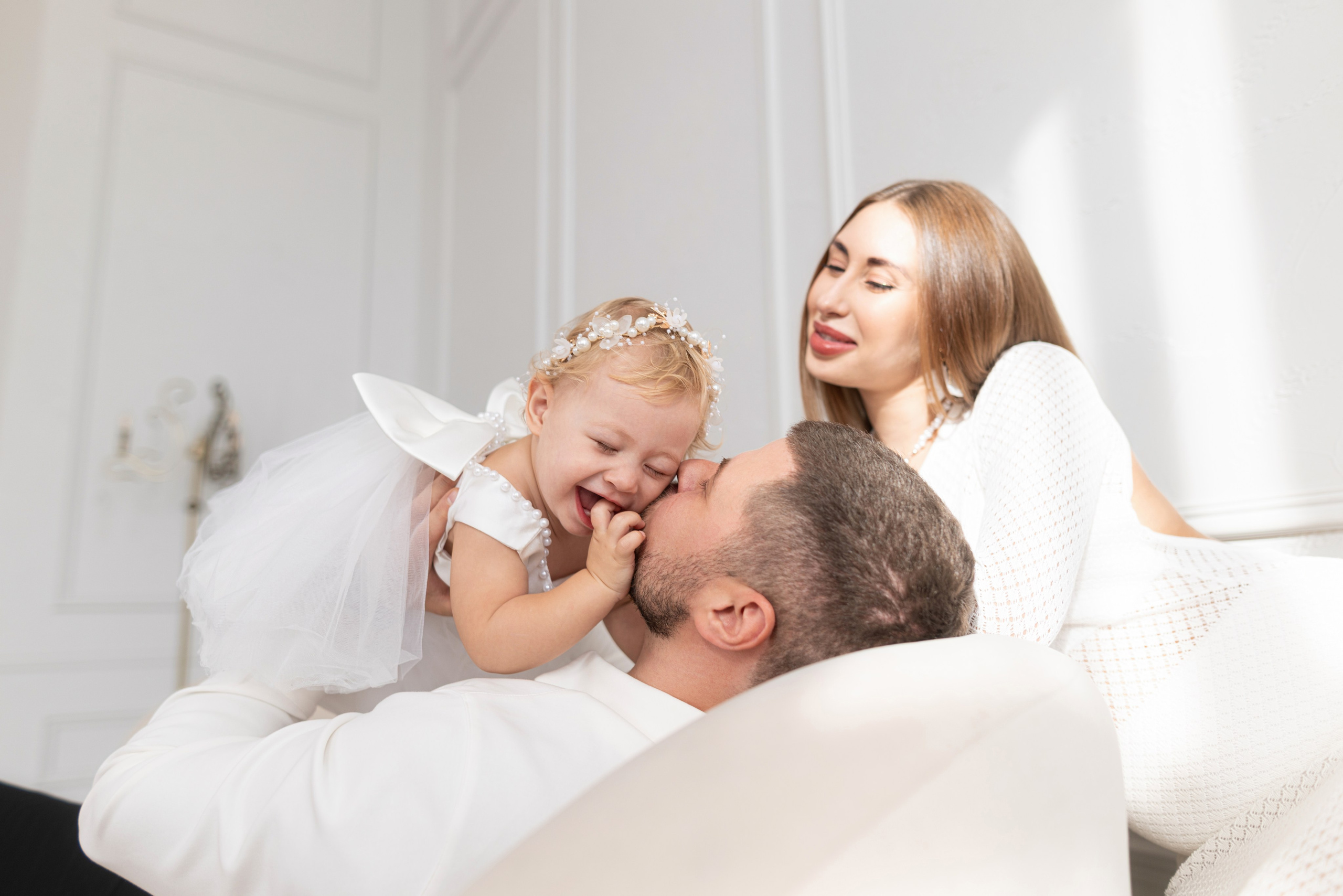 Семейная съемка для Яны и Дани в интерьере. Дмитрий Шульгин, портретный фотограф в Воронеже