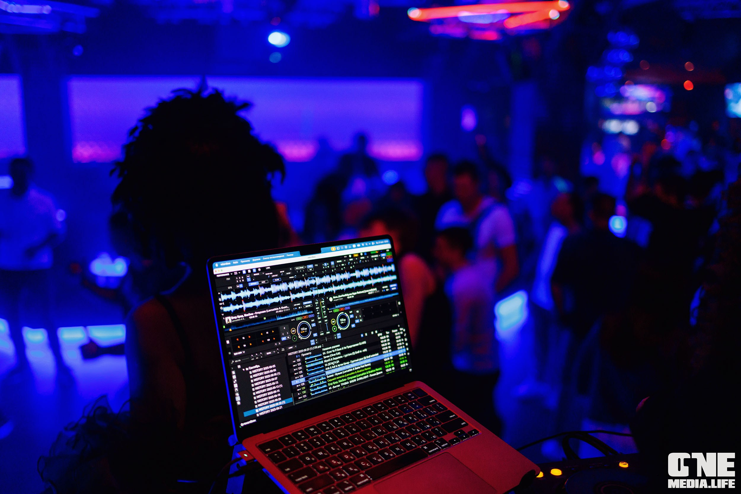 Фоторепортаж из РК Планета. One Media Life: фоторепортажи, фотоотчеты с мероприятий и заведений