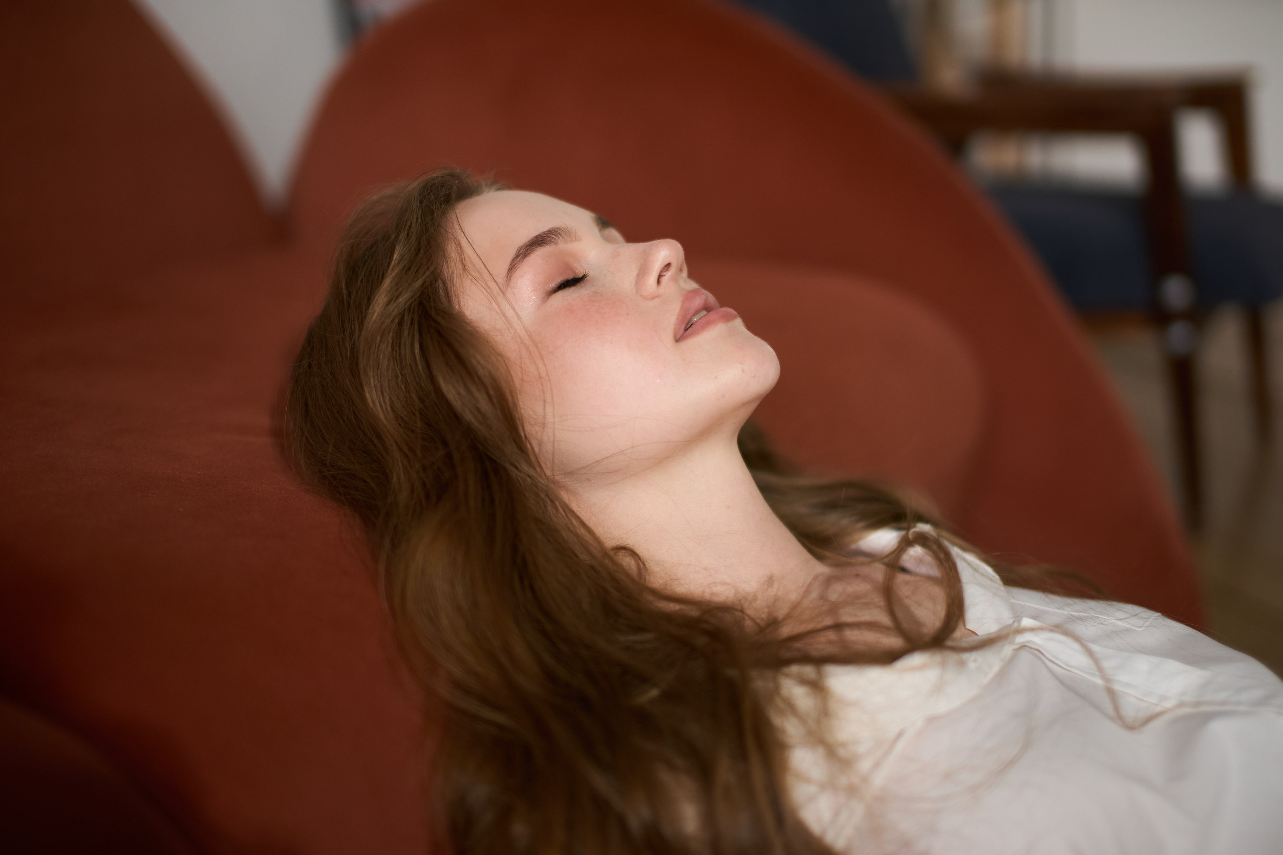 Индивидуальная женская фотосессия в фотостудии для Марины. Репортажный и женский фотограф в Новосибирске