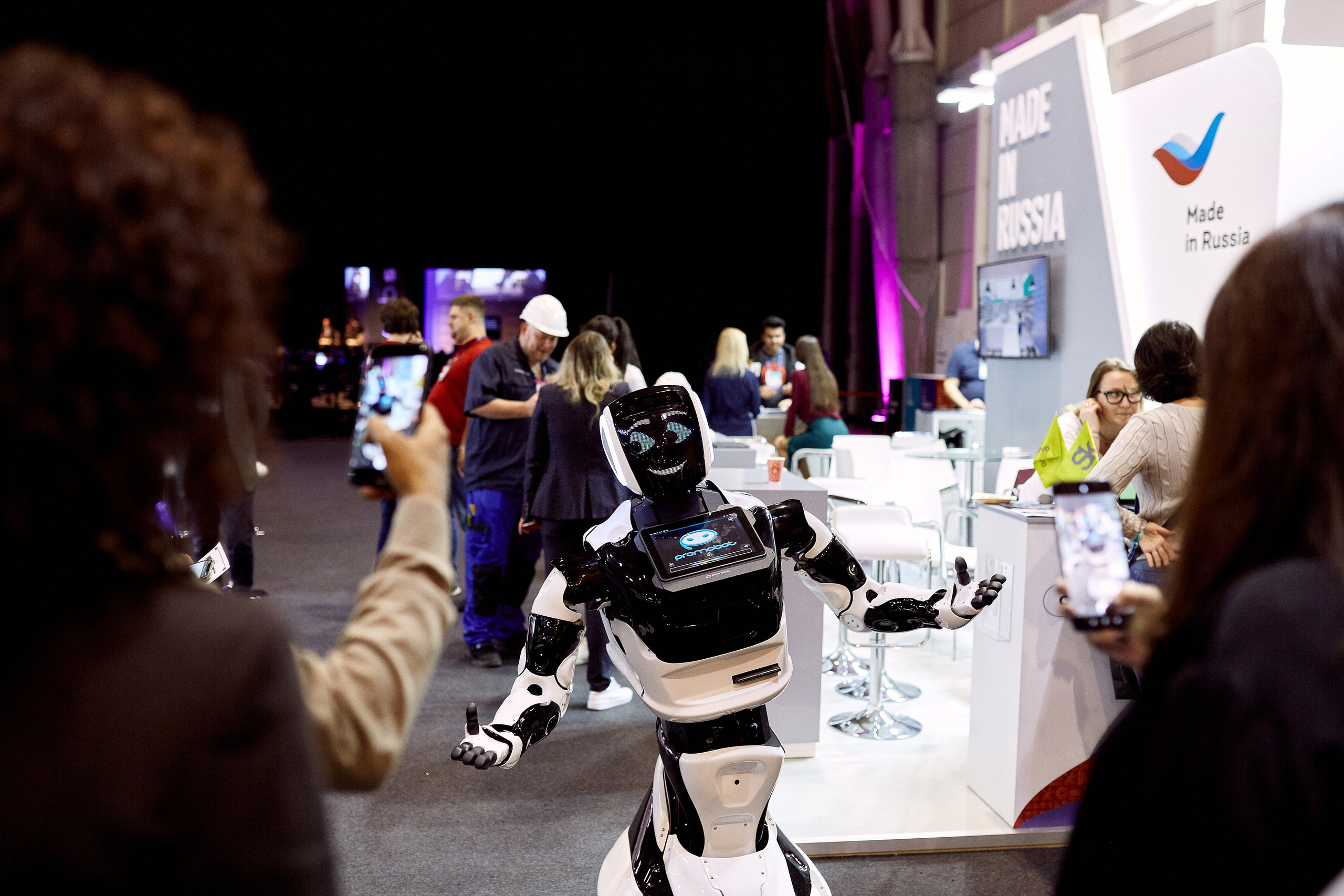 Фотограф на мероприятие в Москве, заказать услуги фотосъёмки — Цены и стоимость услуг профессионального фотографа мероприятий