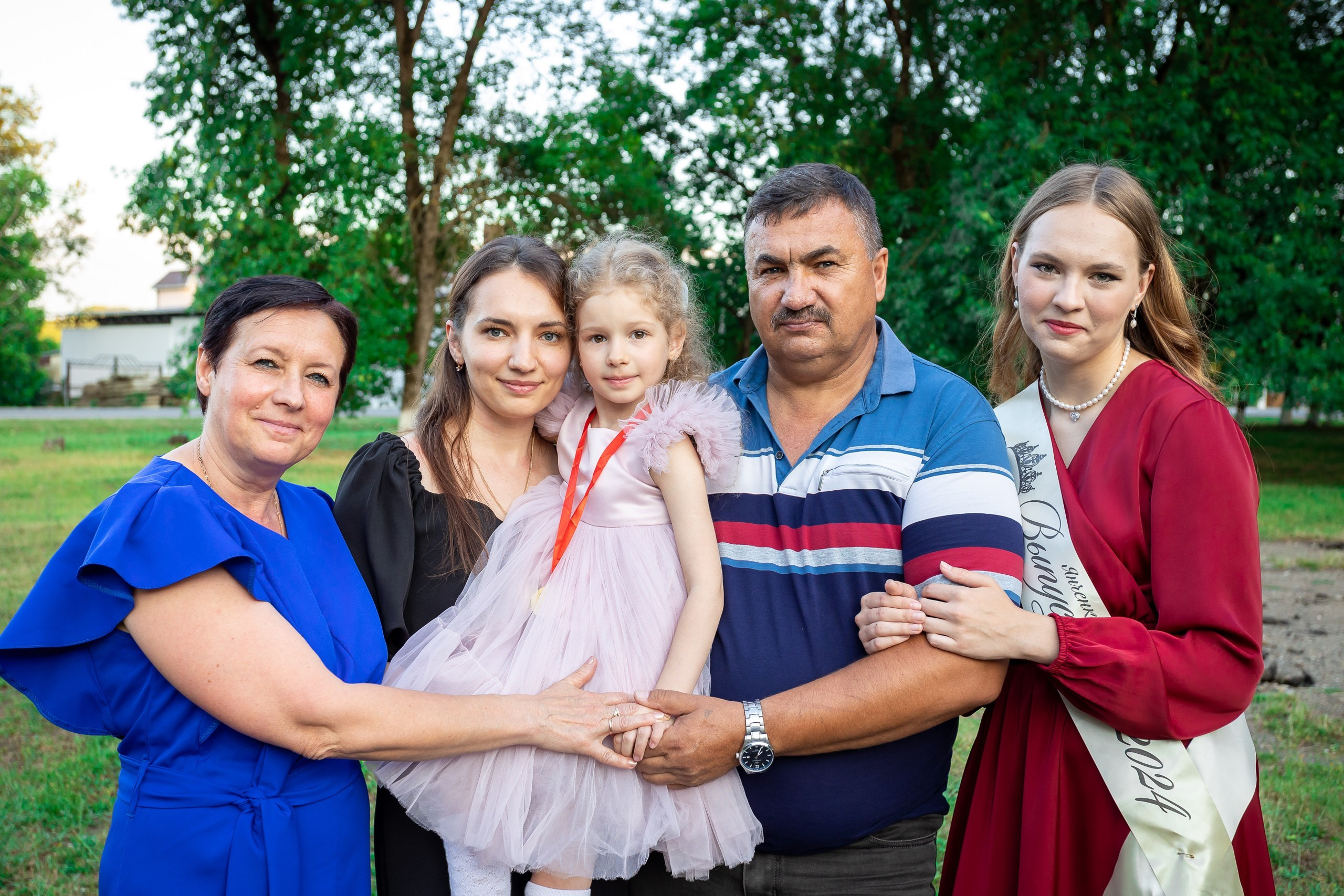 Вручение аттестата 2024 г. Выпускные альбомы Майкоп, Краснодар Елена Золотарева