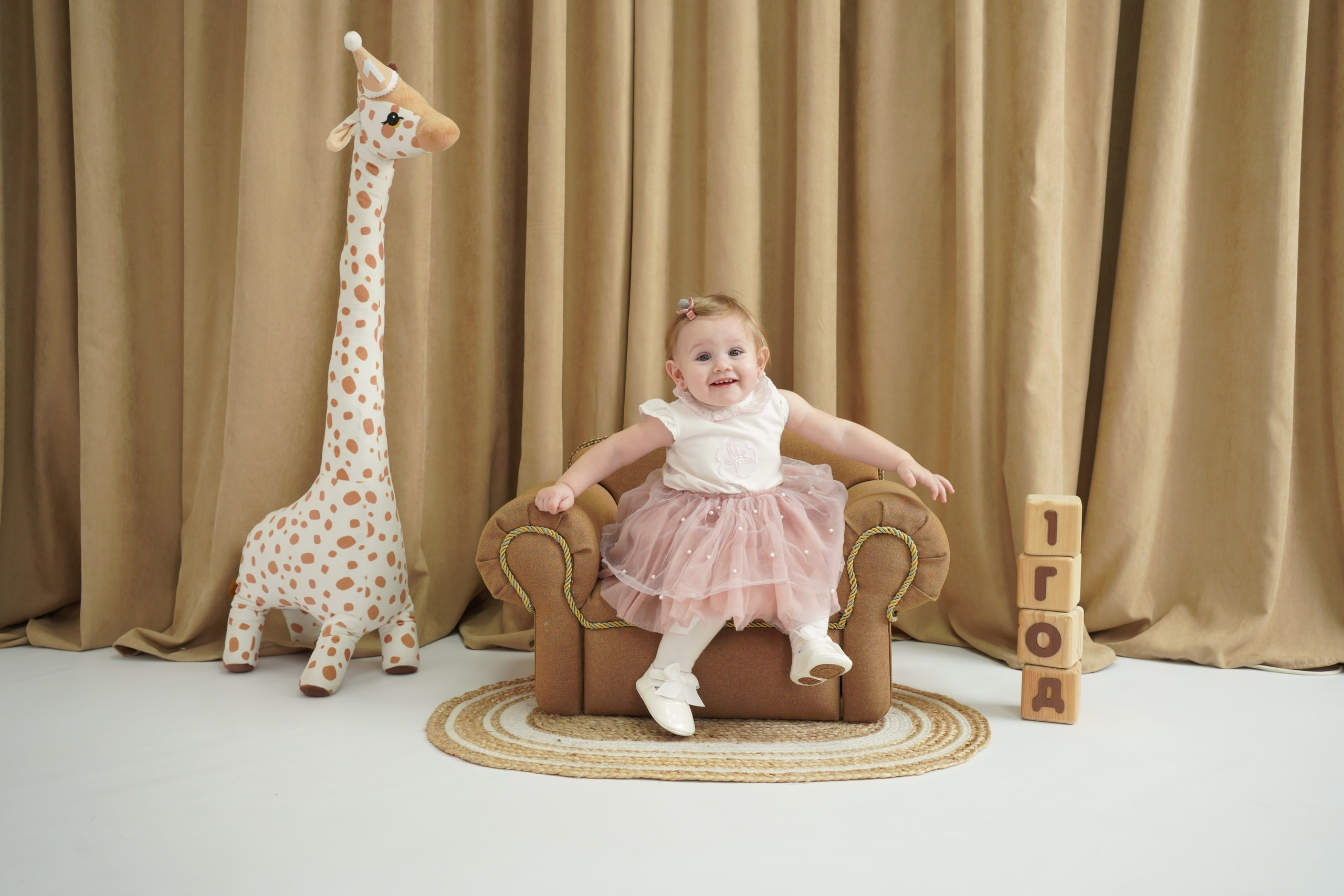 Фотоссесия на Годик для Девочки. Детская Фотостудия ГОДОВАСИКИ в Санкт-Петербурге фотосесия на годик