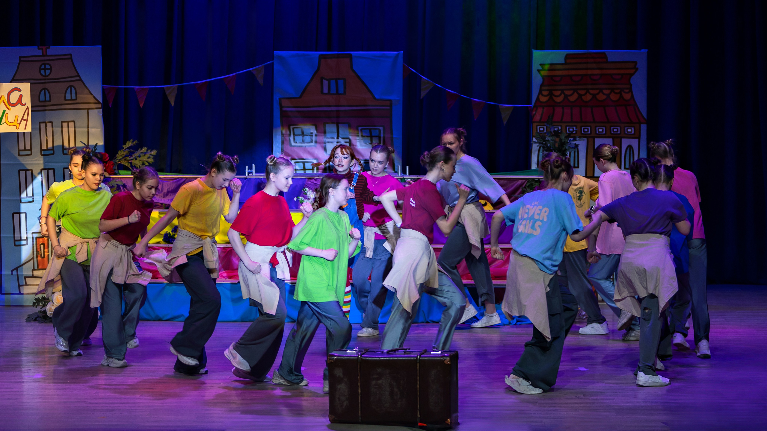 Мюзикл «Пеппи Длинныйчулок». Выпускные альбомы и школьный фотограф в Подольске, Троицке, Щербинке, Москве и Московской области