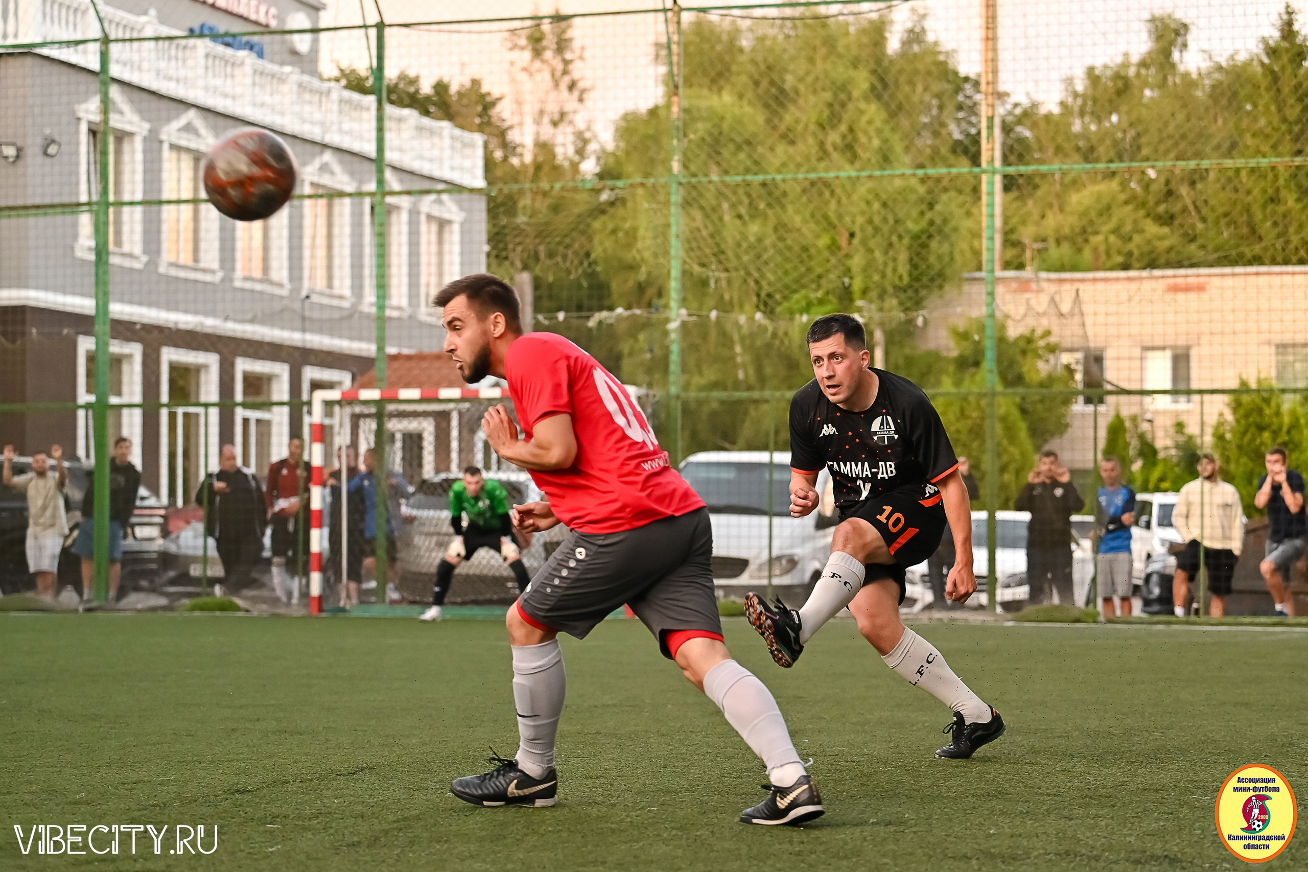 ИГРЫ МИНИ-ФУТБОЛЬНОЙ И КОРПОРАТИВНОЙ ЛИГИ. VIBECITY.RU Вайб Сити Ру Фоторепортажи Фотоотчеты Калининград