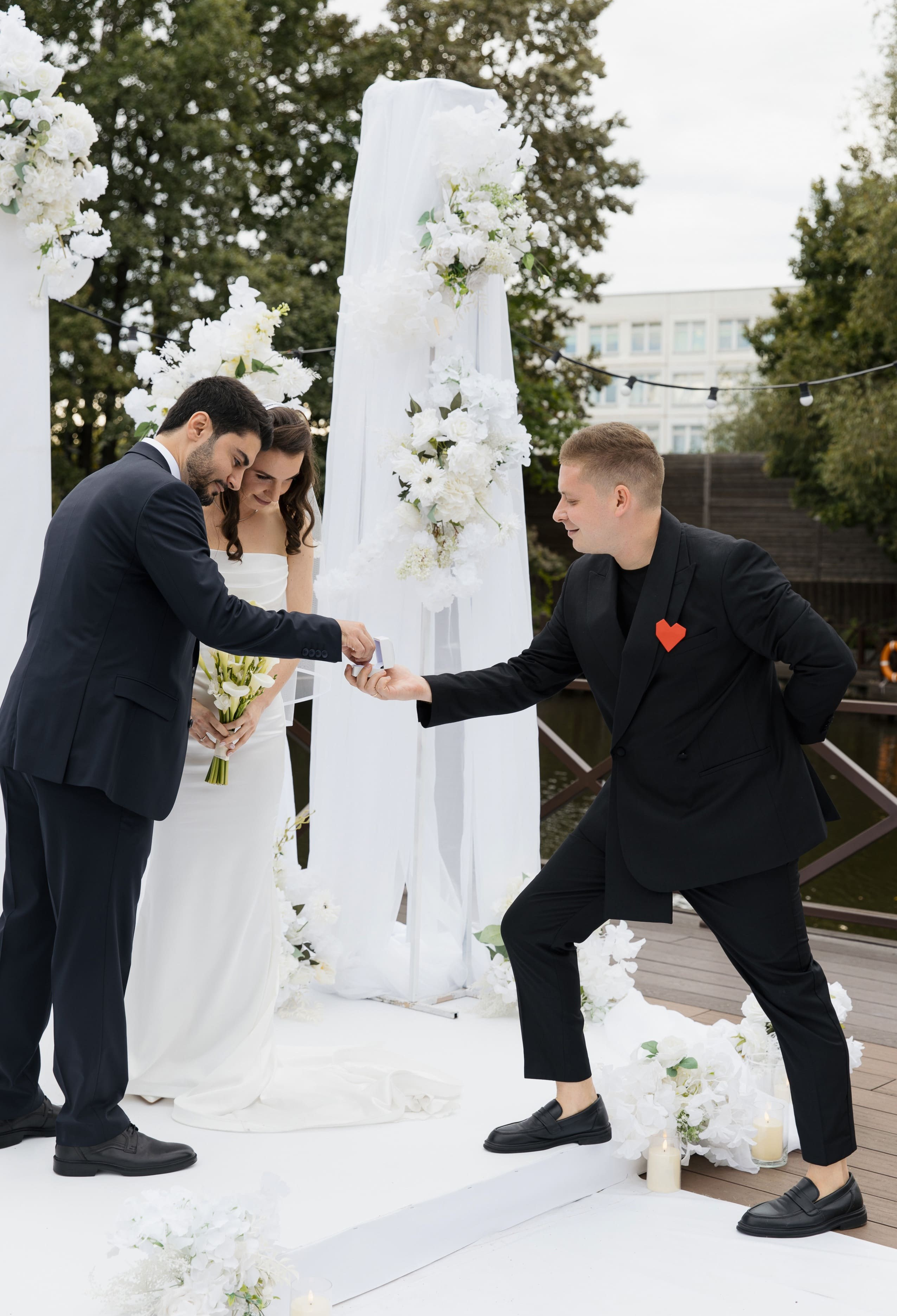 Ведущий Ризаев. Подрядчики и друзья сети свадебных площадок House for wedding