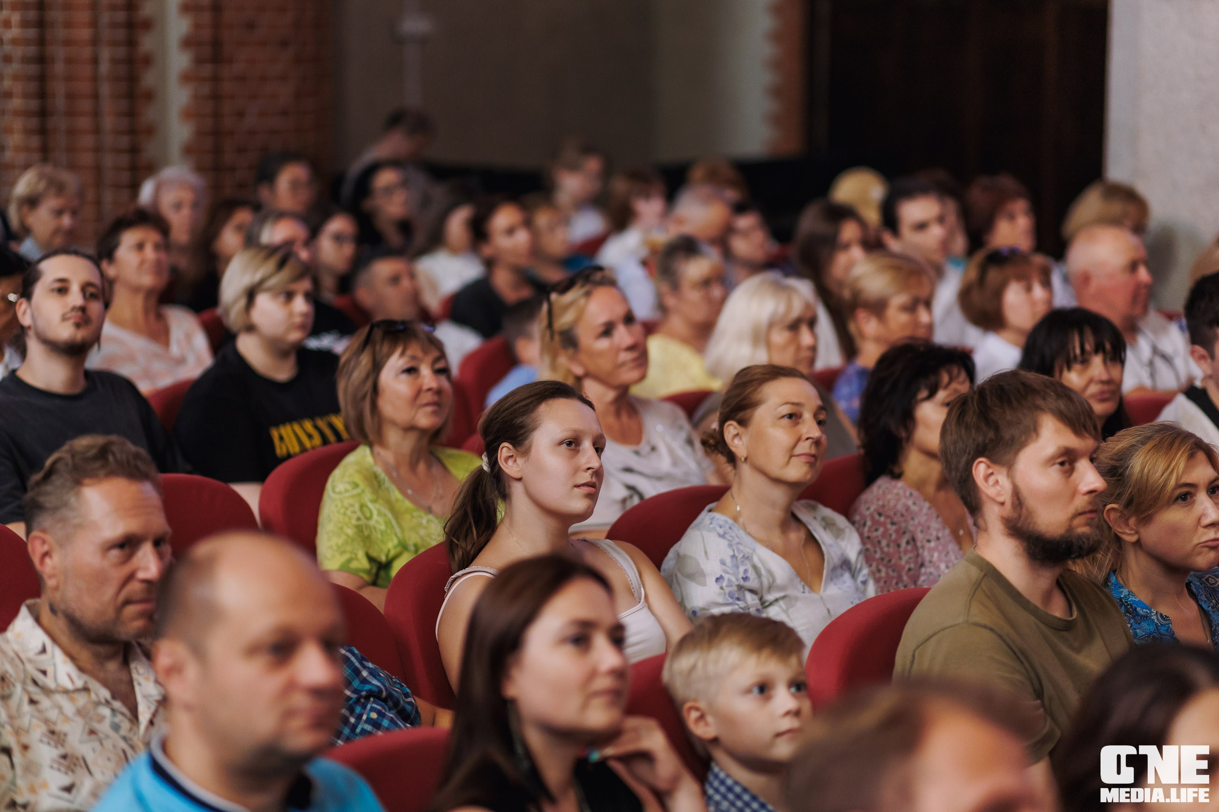 Фоторепортаж из Калининградской филармонии. One Media Life: фоторепортажи, фотоотчеты с мероприятий и заведений