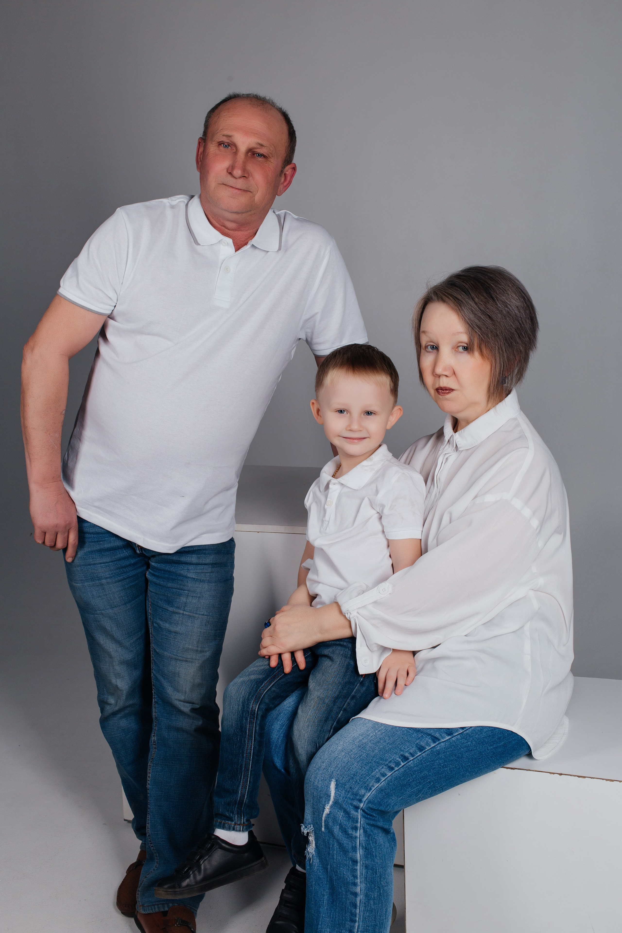 Семейная фотосессия Лилечки и Ивана. Женский фотограф в Оренбурге Ирина Заводчикова