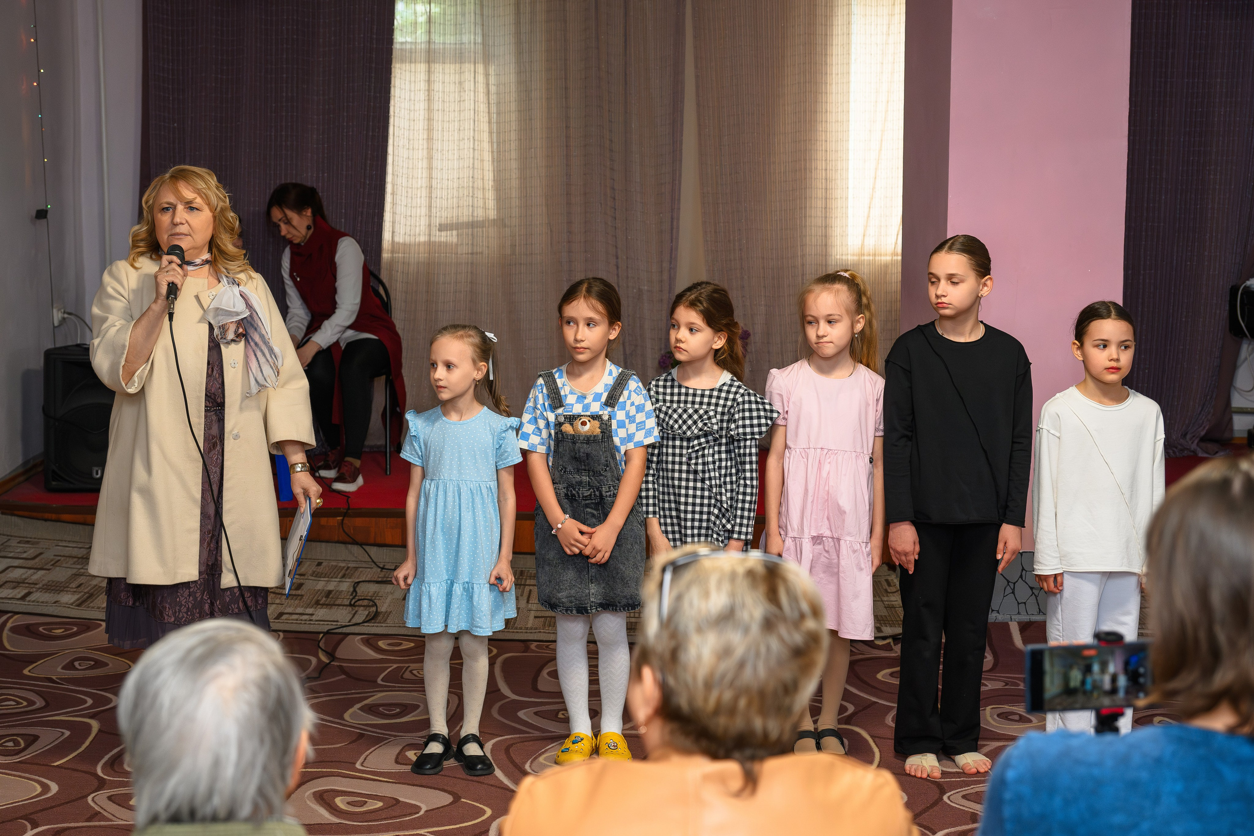 «Цветущий май». Семейный клуб «Открытый город»