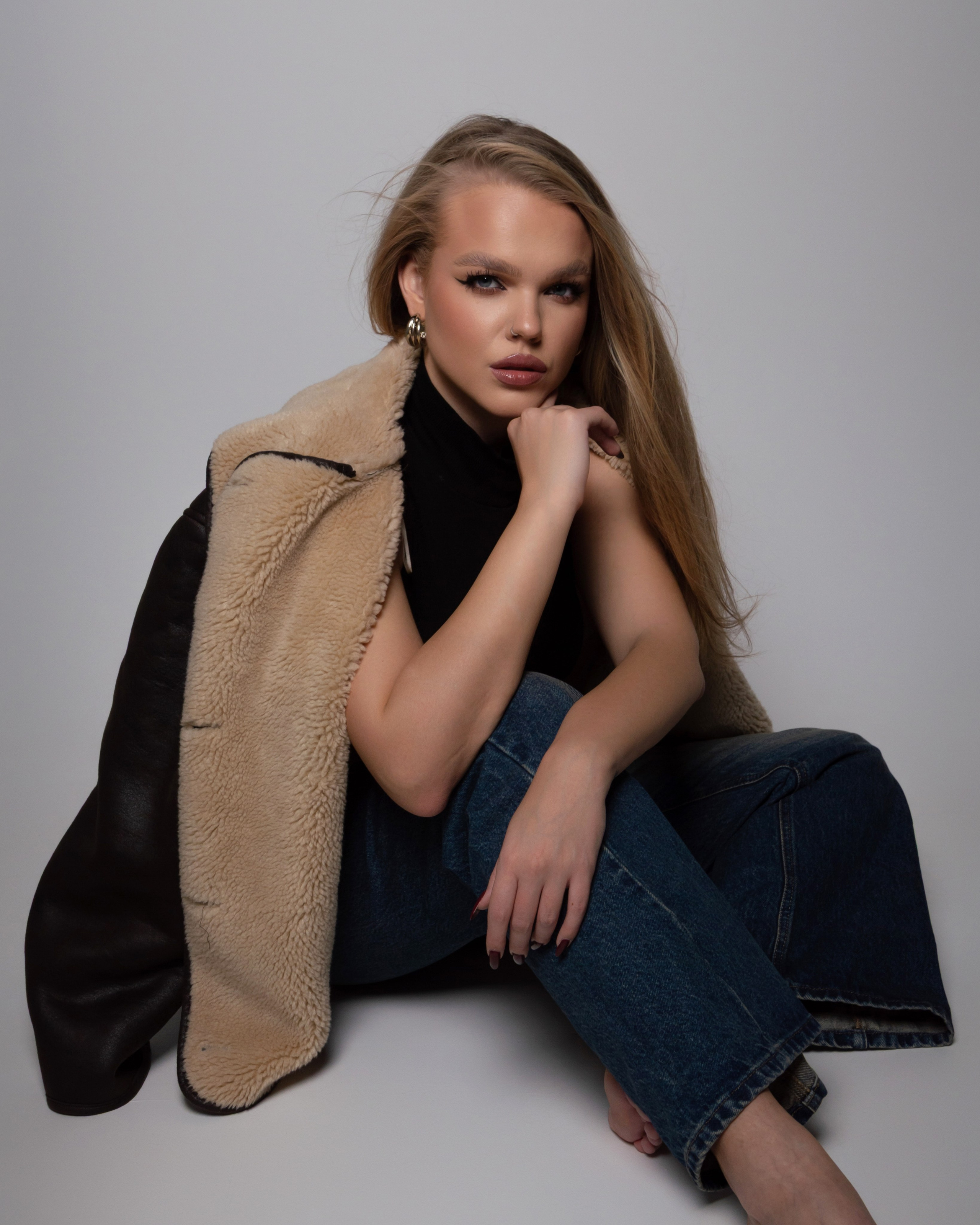 Студийная индивидуальная фотосессия. Фотостудия в Балашихе Железнодорожный — почасовая аренда, бронь онлайн