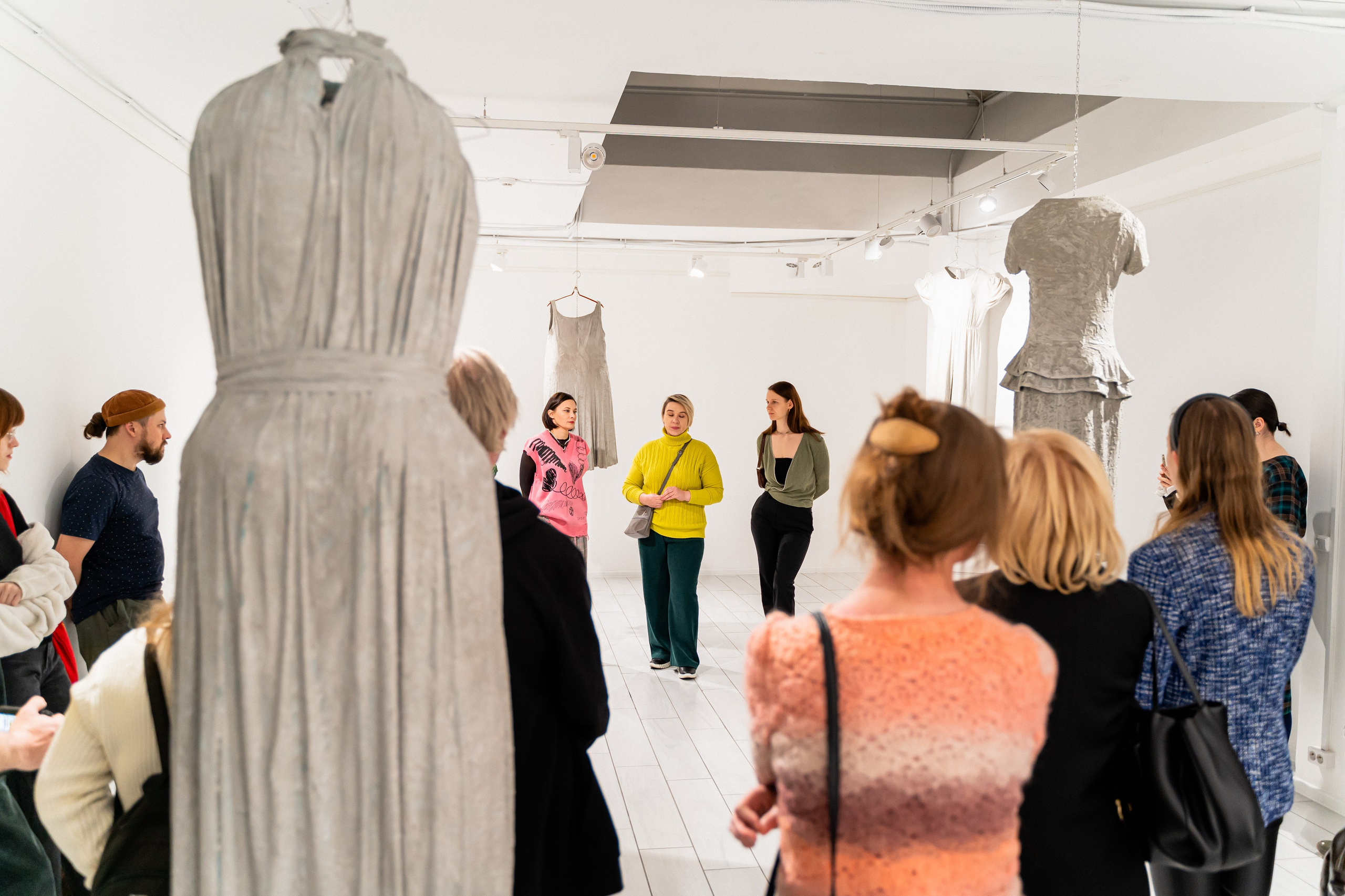 «(Не)античные торсы» 2025. Лилия Ким. Междисциплинарный художник