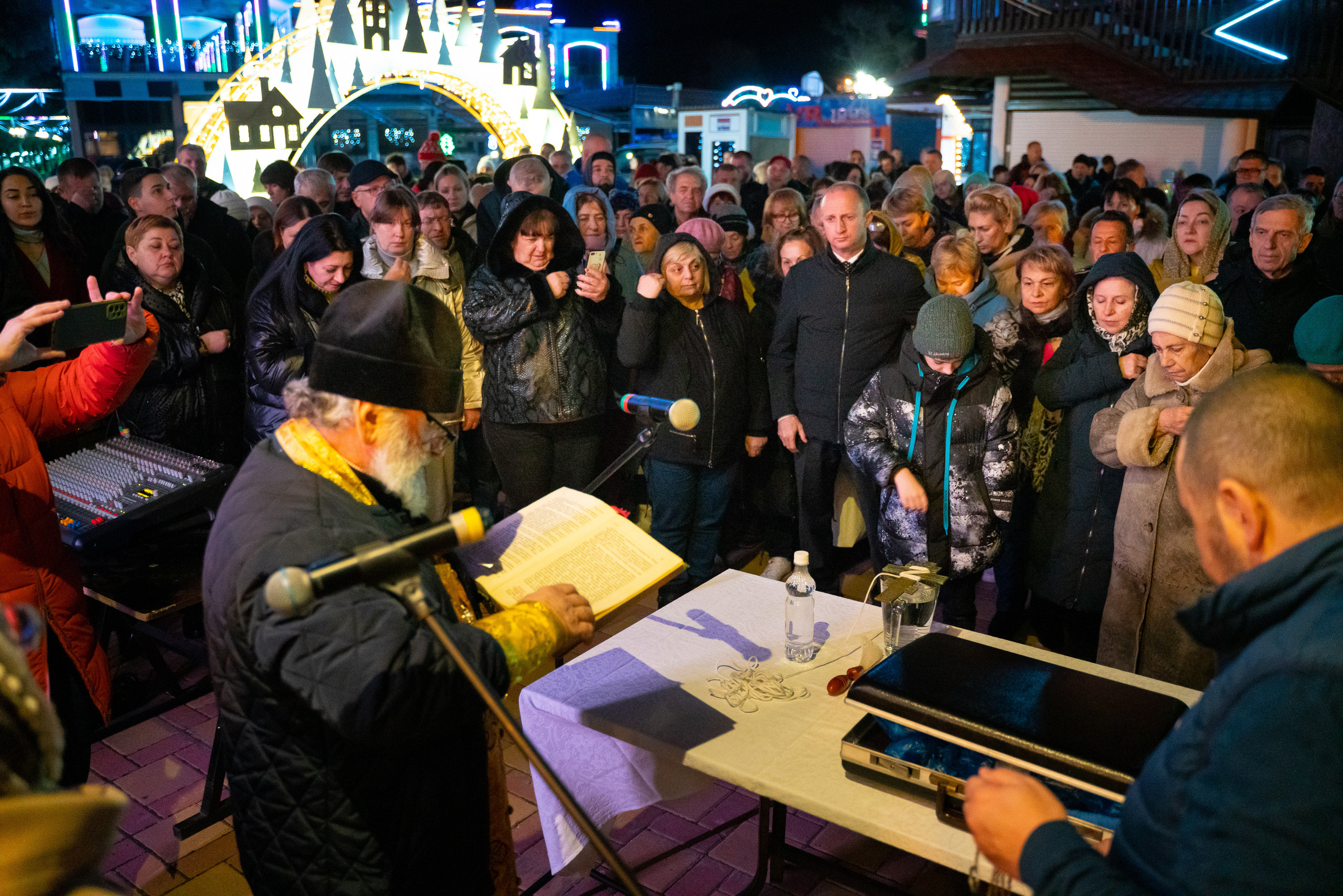 Крещение. Жизнь курорта Кабардинка в фотографиях