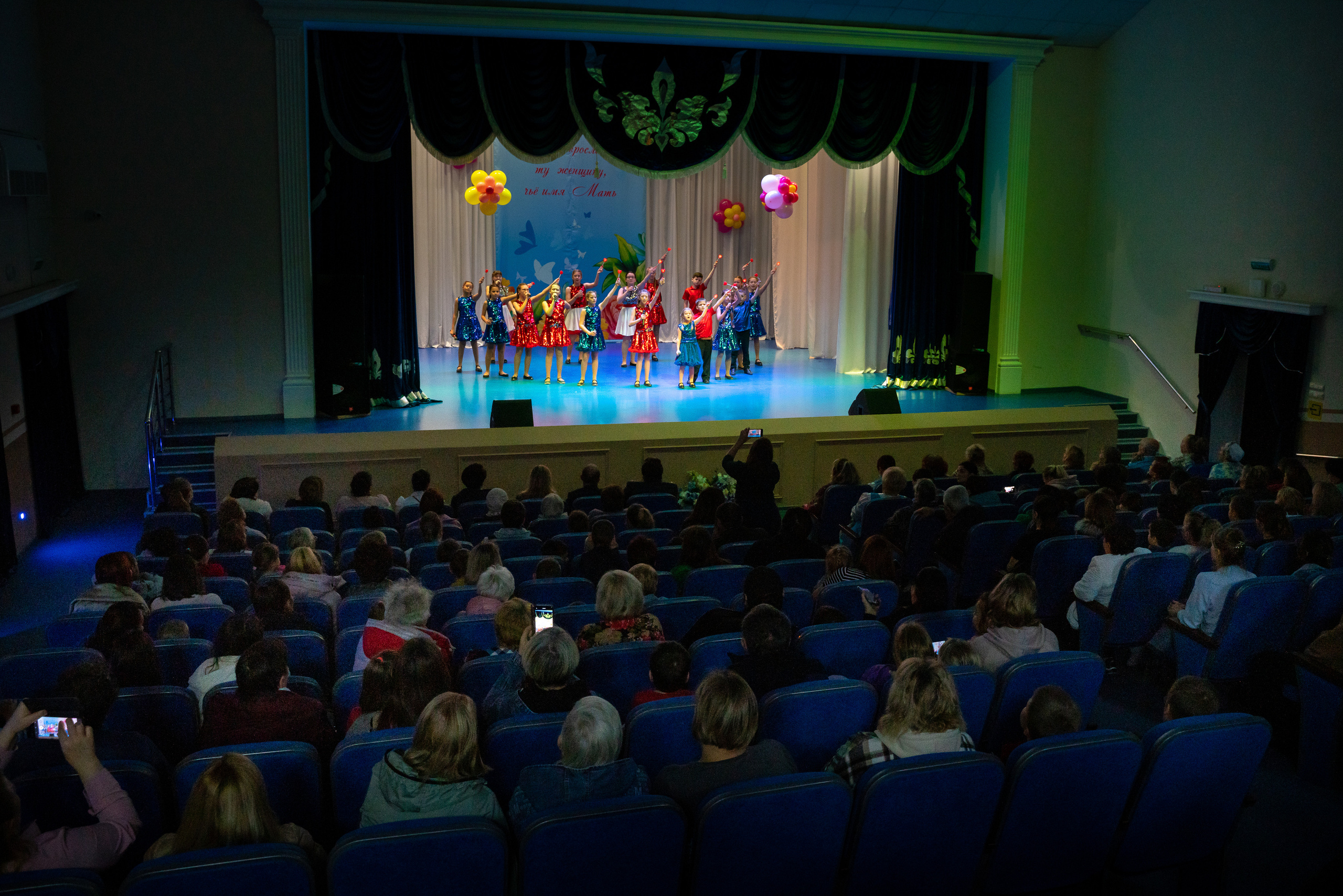 День матери. Марьина роща. Жизнь курорта Кабардинка в фотографиях