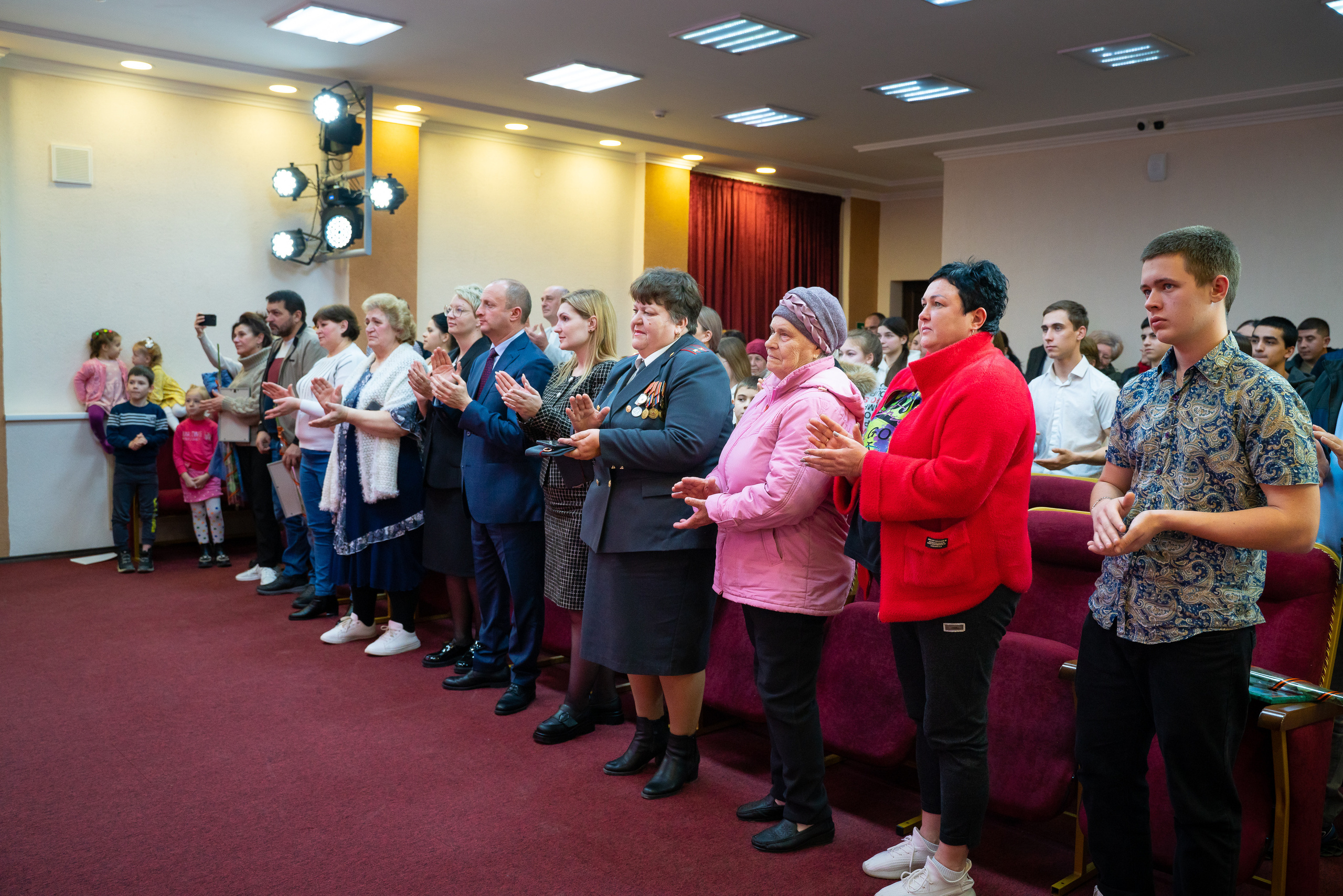 Концерт на 23 февраля с. Виноградное. Жизнь курорта Кабардинка в фотографиях