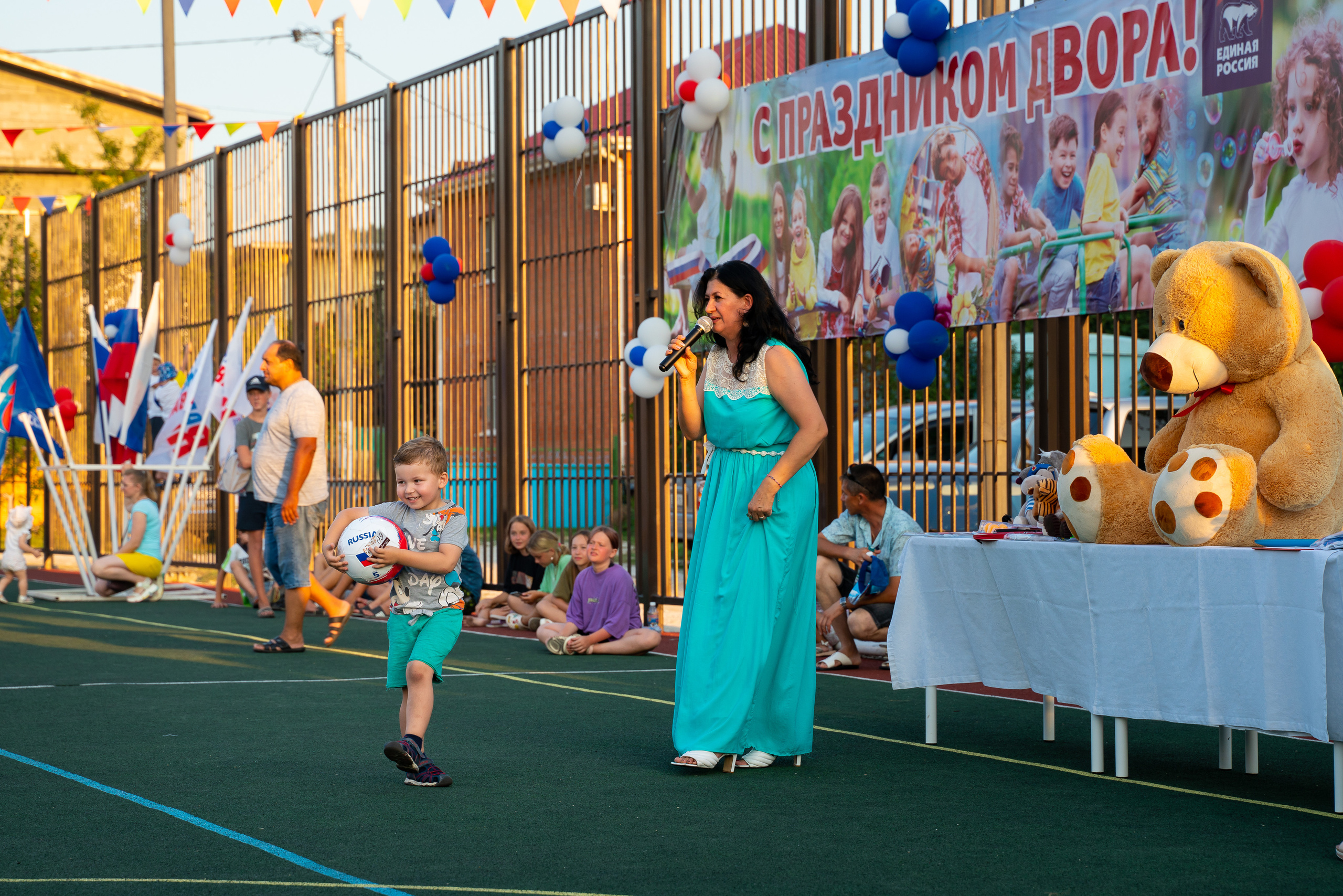 День двора на Дообской. Жизнь курорта Кабардинка в фотографиях