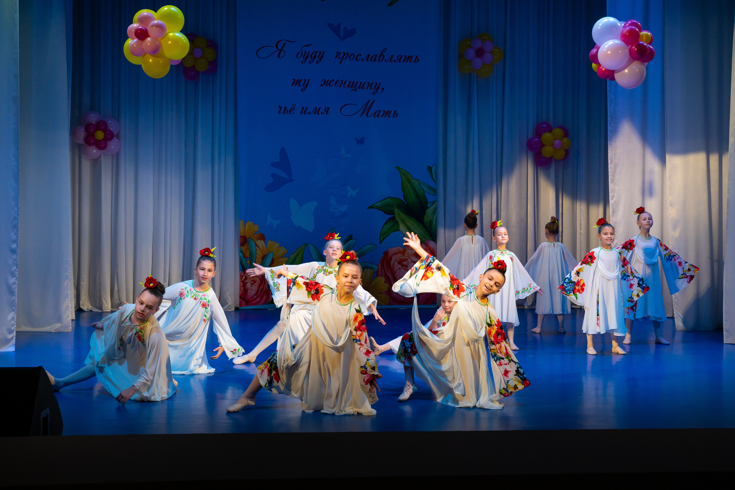 День матери. Марьина роща. Жизнь курорта Кабардинка в фотографиях