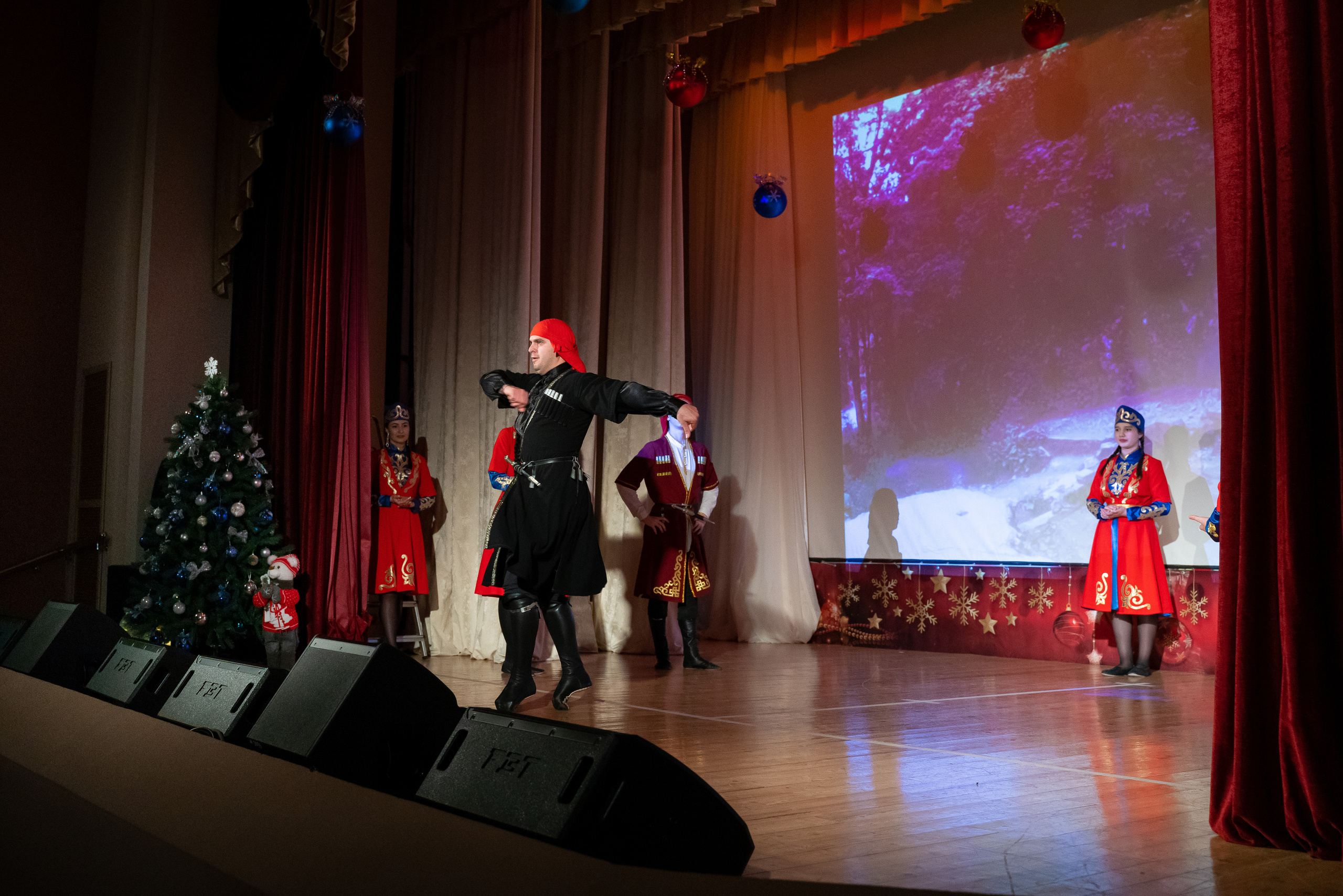 Новогодний концерт ДК Кабардинка. Жизнь курорта Кабардинка в фотографиях