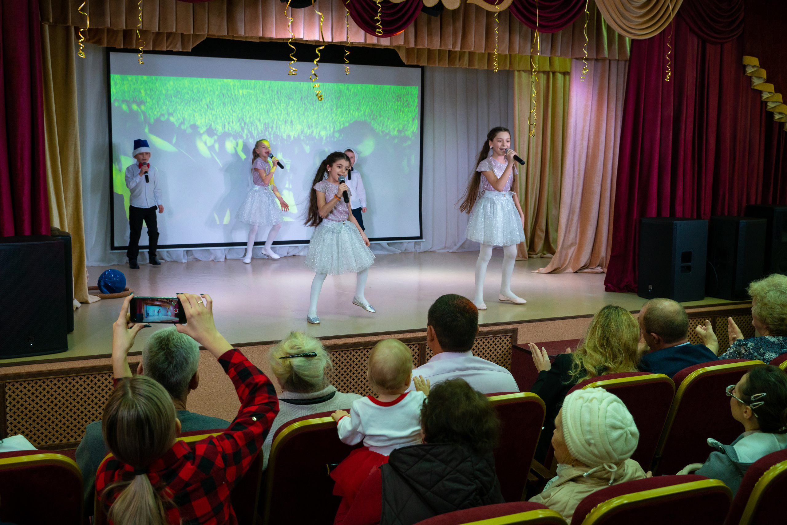 Новогодний концерт, с. Виноградное. Жизнь курорта Кабардинка в фотографиях