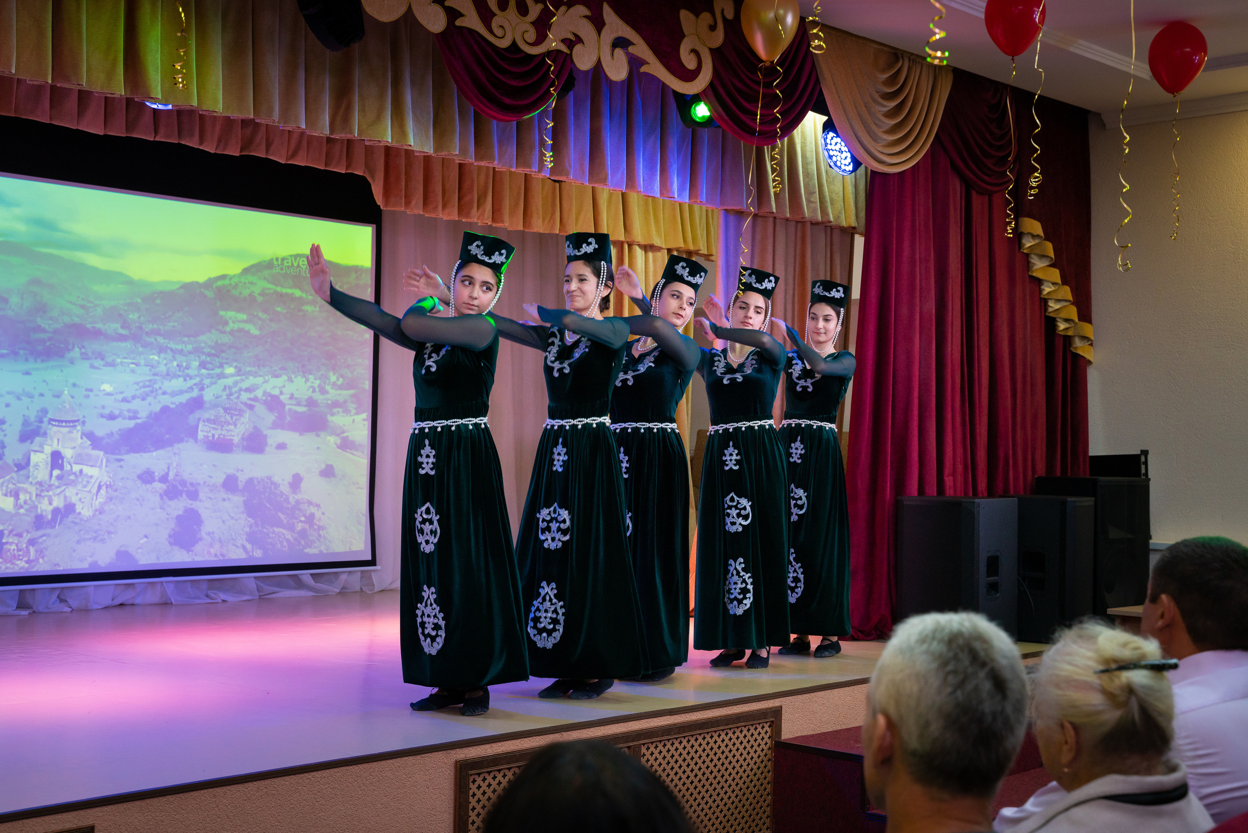 Новогодний концерт, с. Виноградное. Жизнь курорта Кабардинка в фотографиях