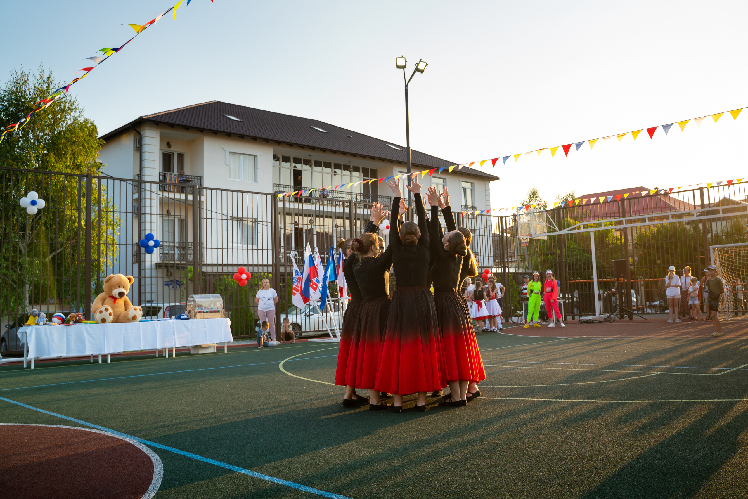 День двора на Дообской. Жизнь курорта Кабардинка в фотографиях