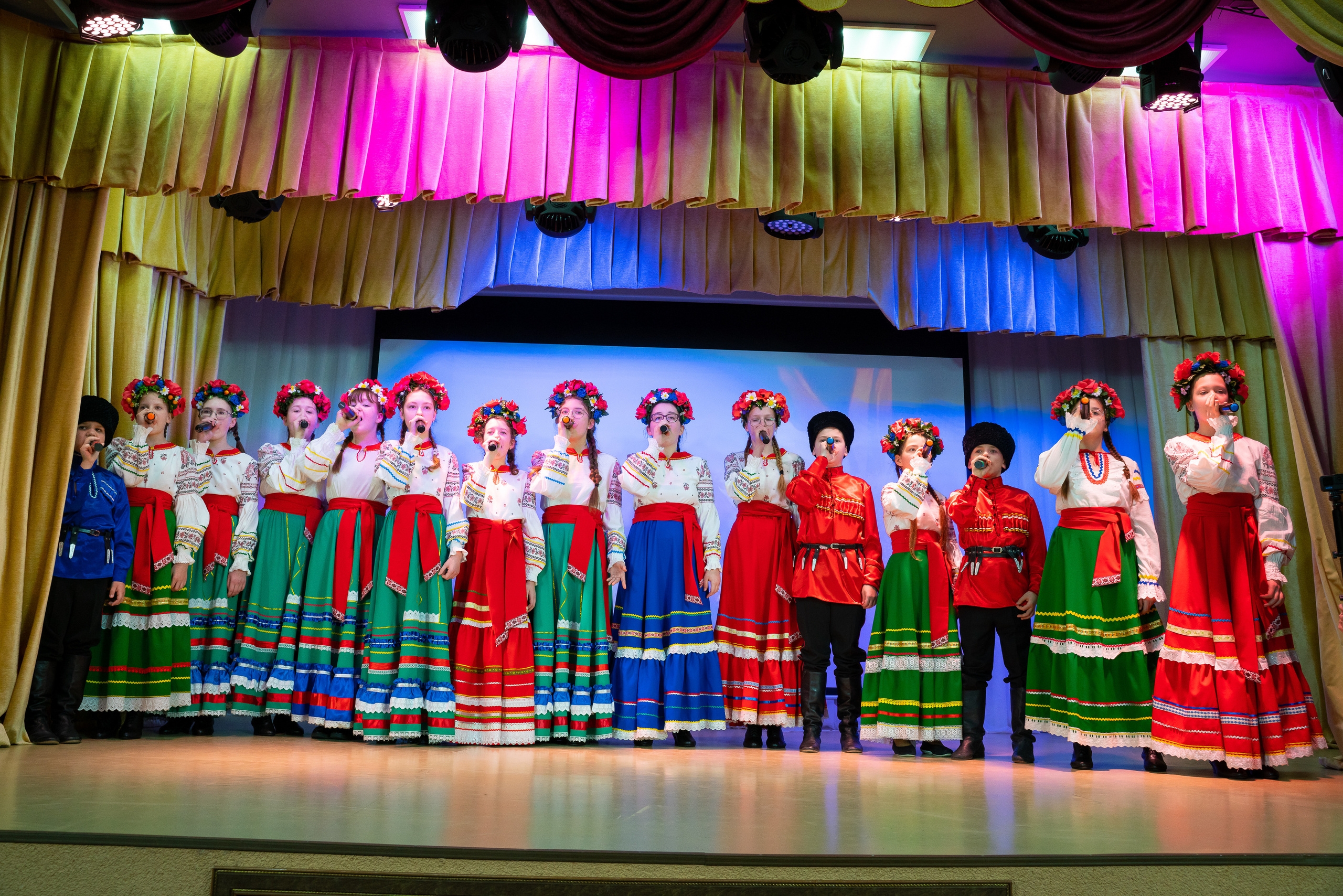 Концерт на 23 февраля с. Виноградное. Жизнь курорта Кабардинка в фотографиях