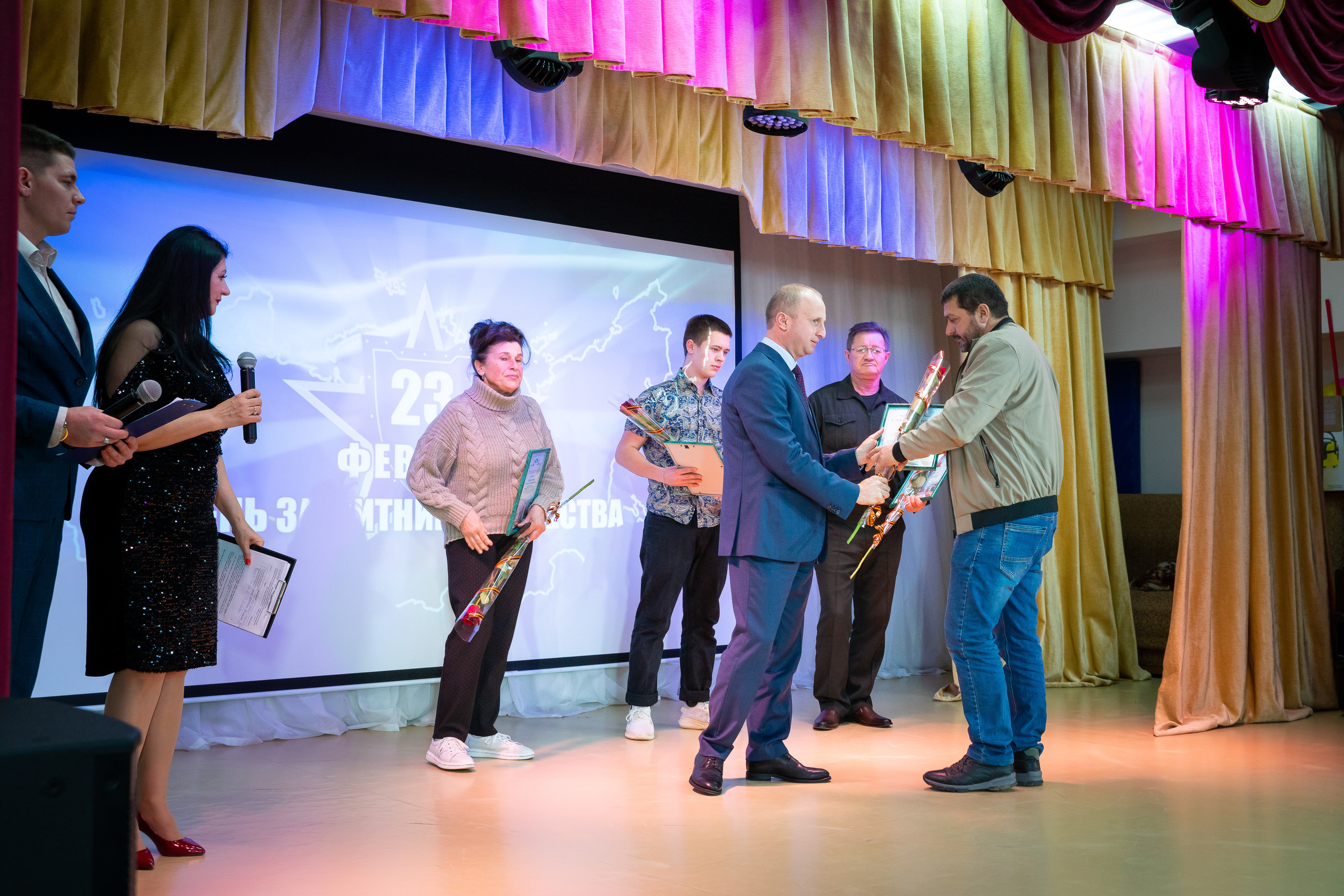 Концерт на 23 февраля с. Виноградное. Жизнь курорта Кабардинка в фотографиях