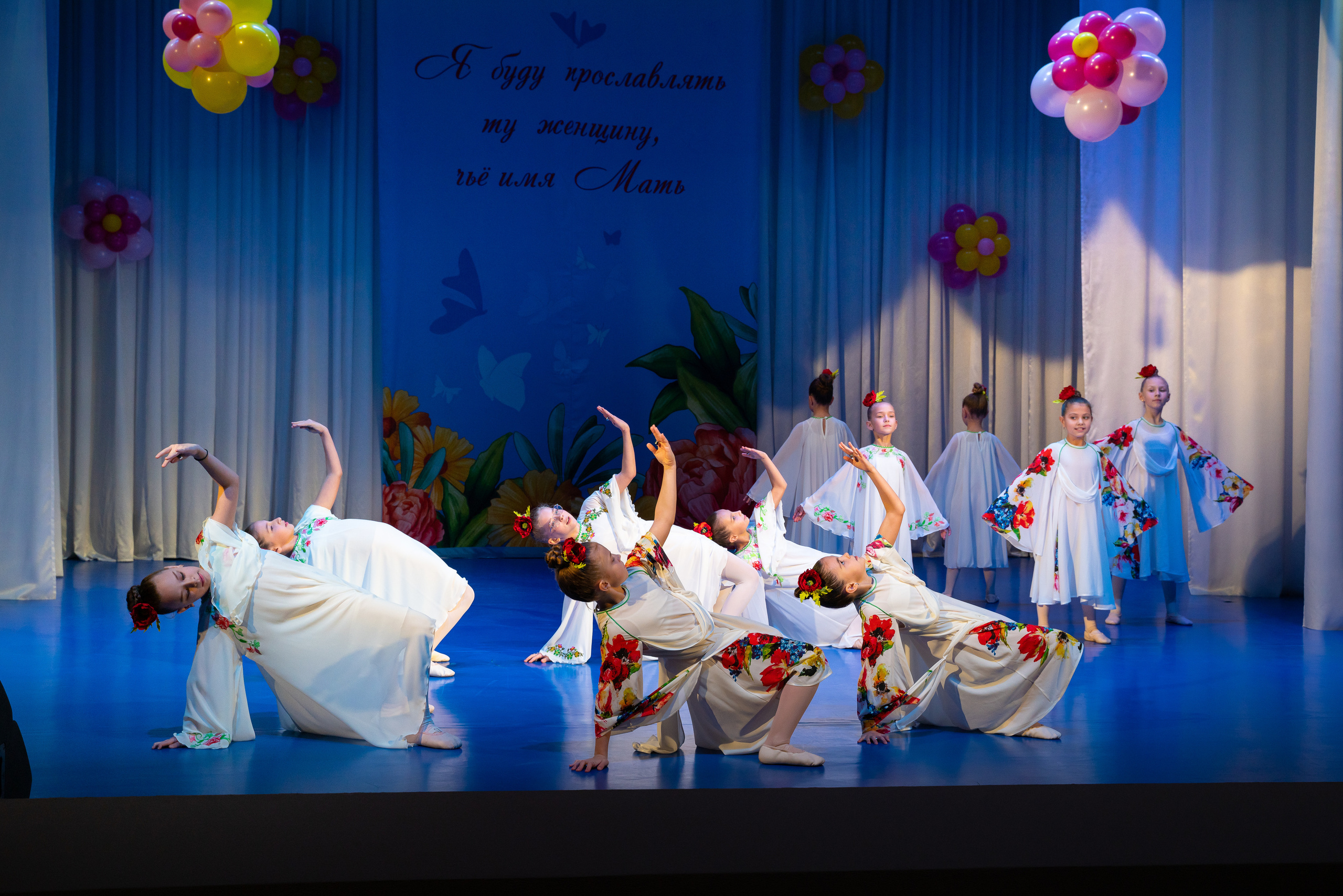 День матери. Марьина роща. Жизнь курорта Кабардинка в фотографиях