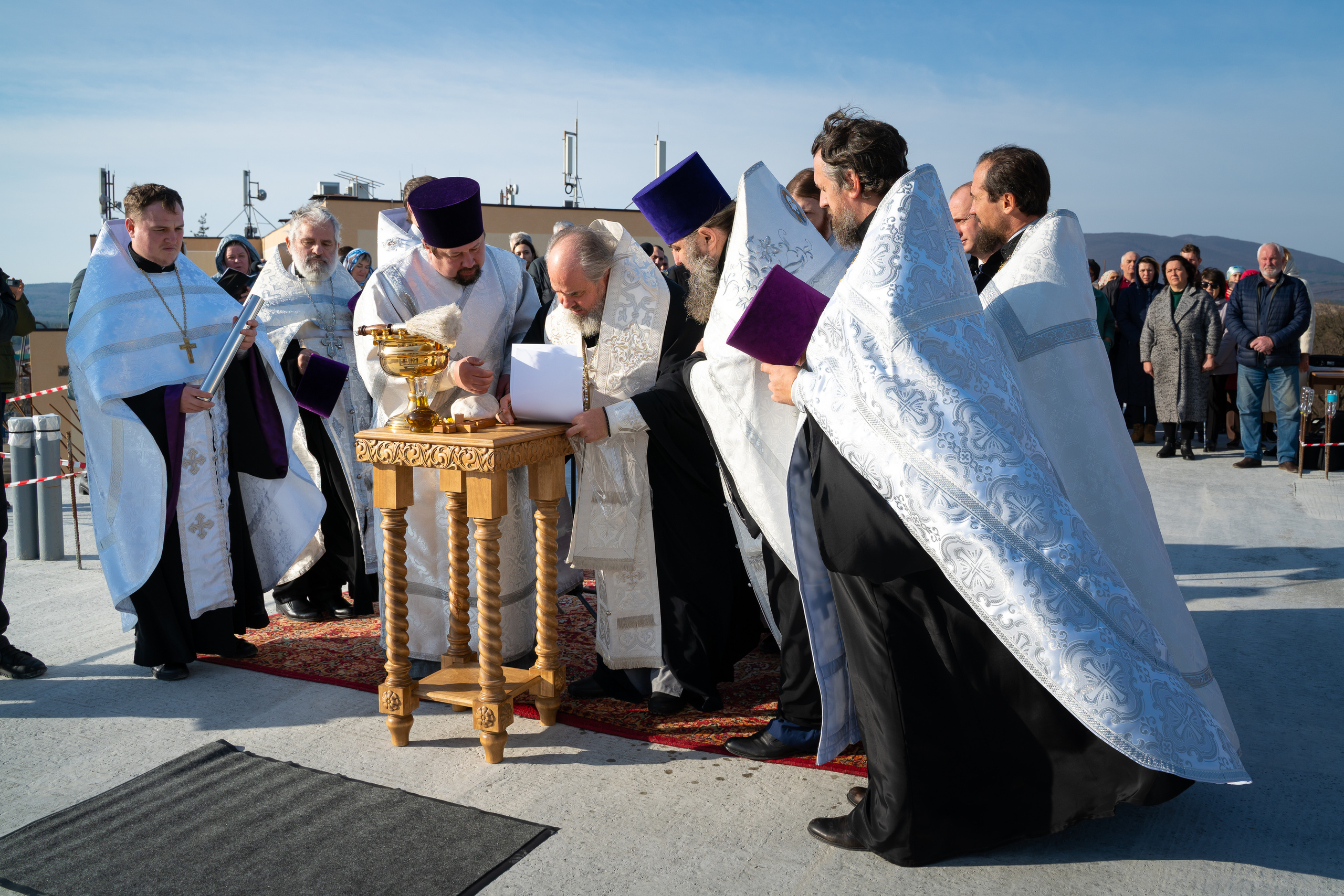 Закладка камня. Жизнь курорта Кабардинка в фотографиях